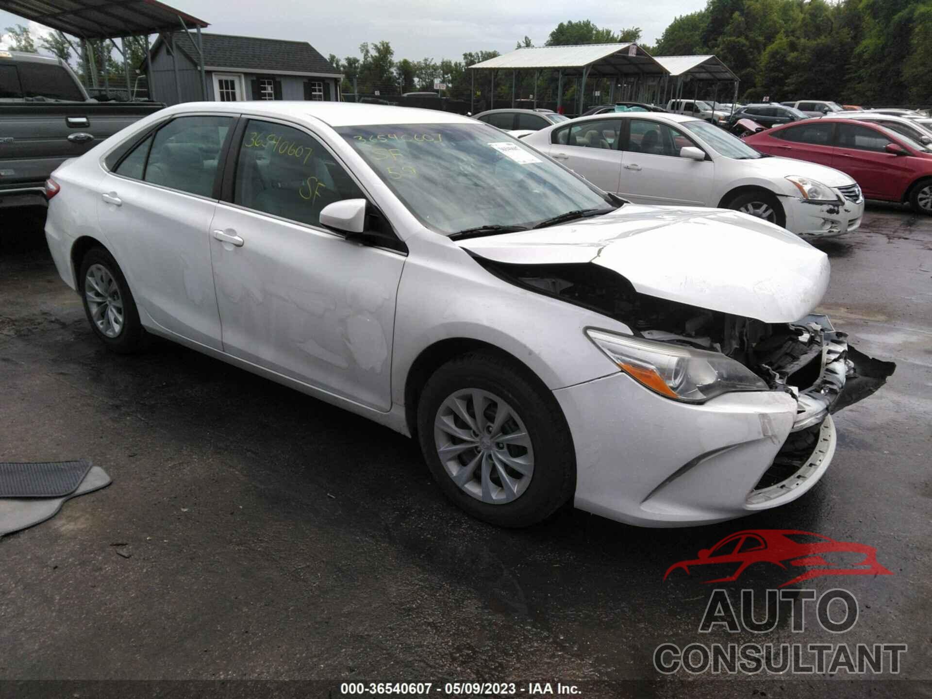 TOYOTA CAMRY 2016 - 4T1BF1FK3GU143738