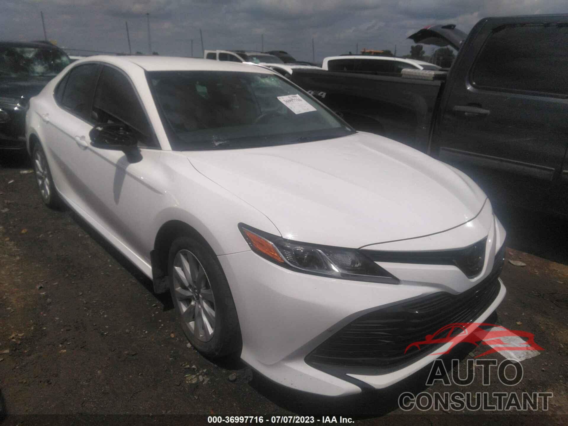 TOYOTA CAMRY 2019 - 4T1B11HK8KU187321