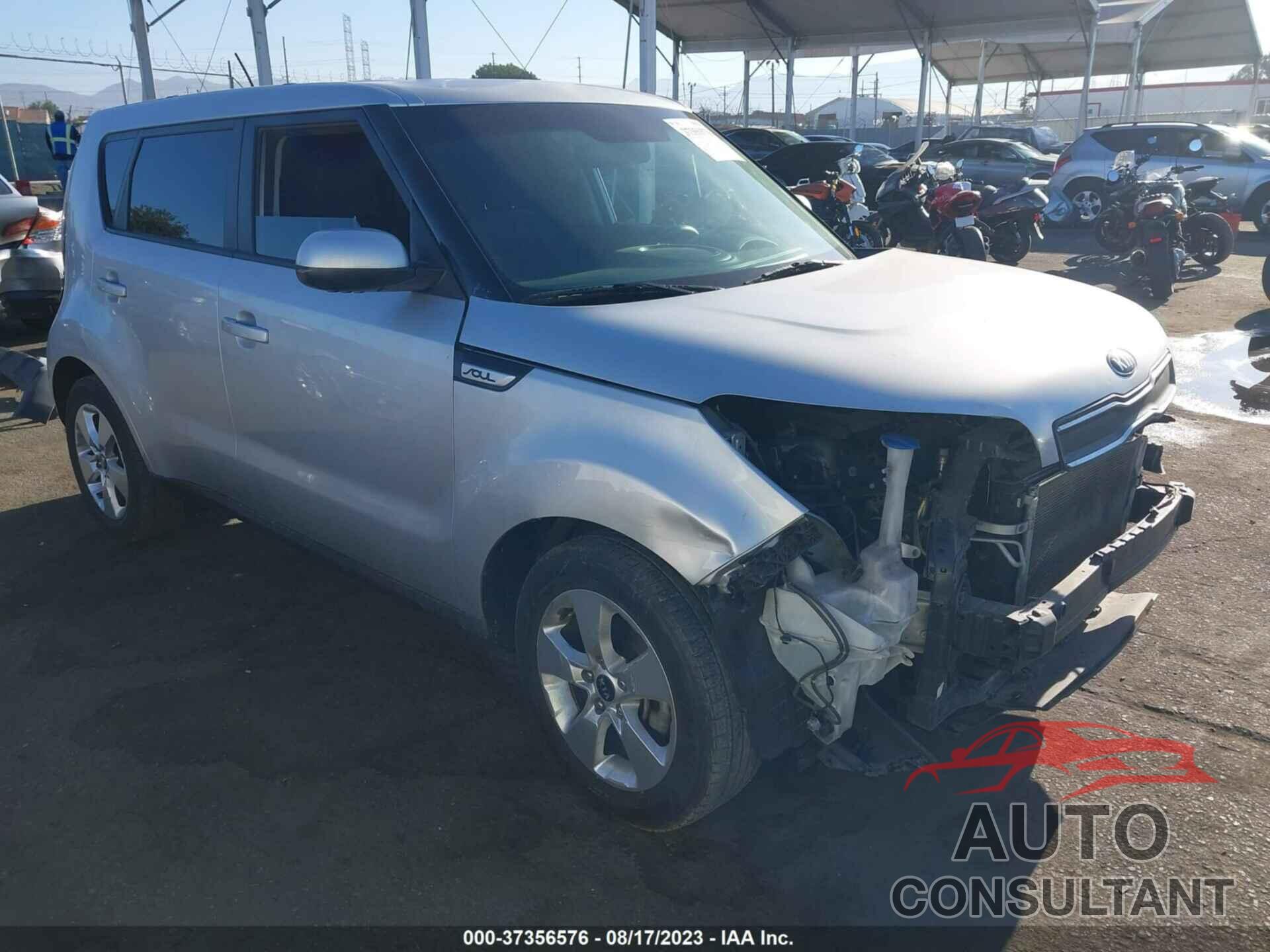 KIA SOUL 2018 - KNDJN2A27J7579644