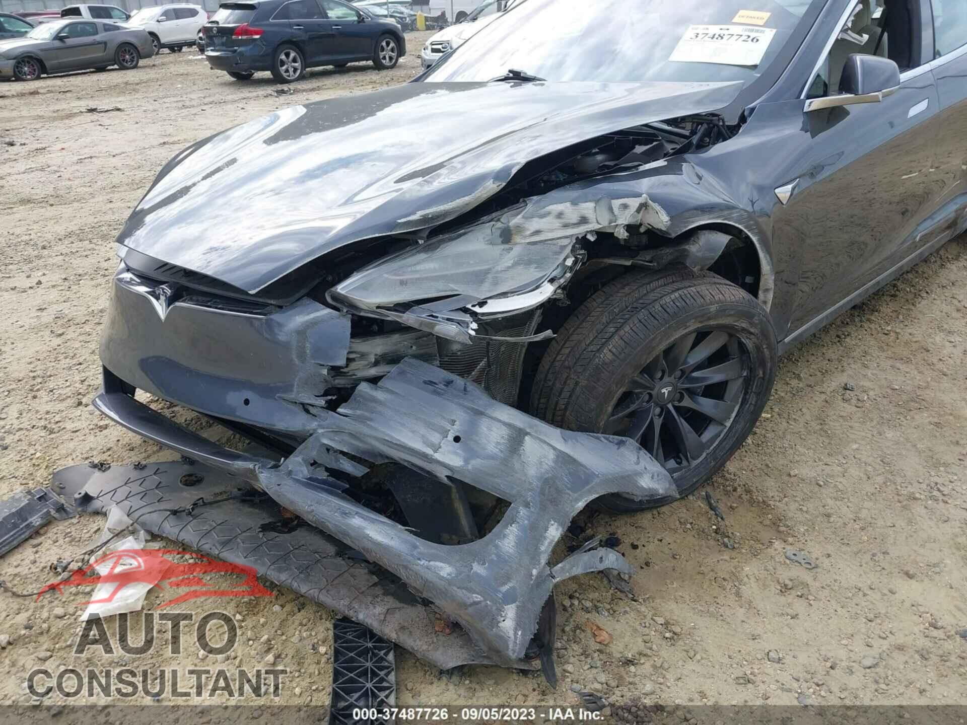TESLA MODEL S 2020 - 5YJSA1E26LF395930