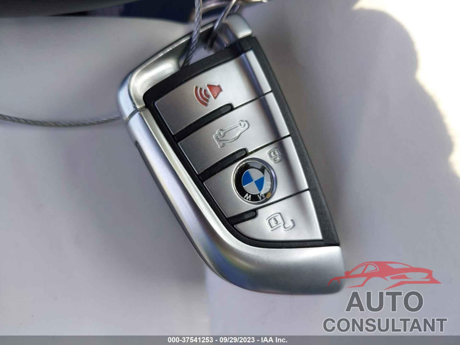 BMW X7 2020 - 5UXCW2C08L0E74402