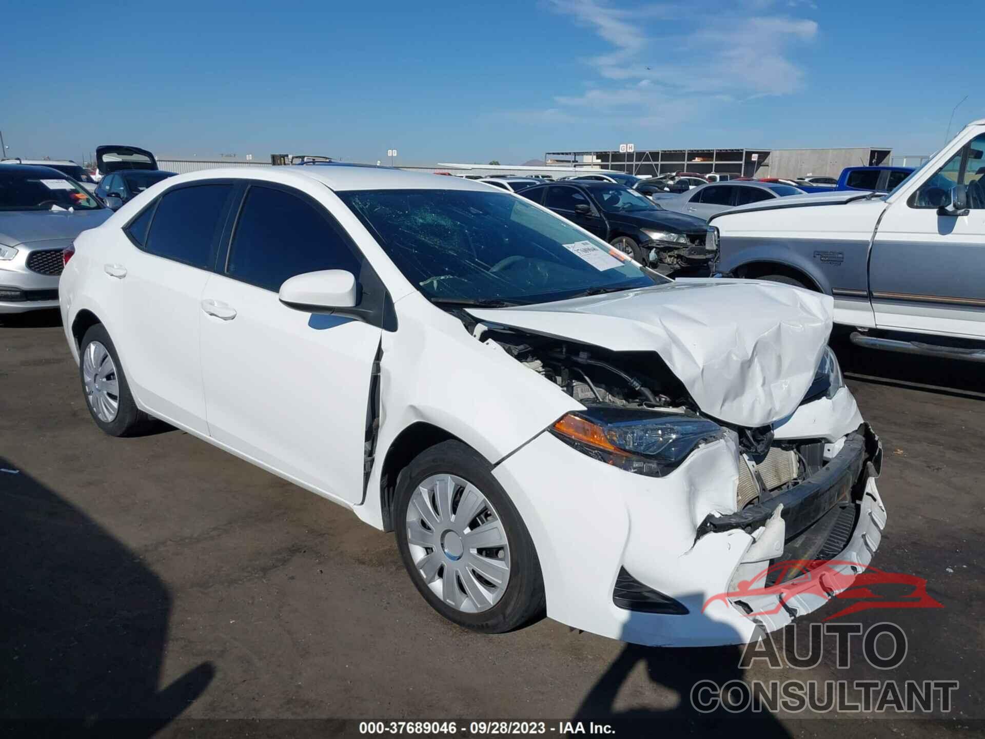 TOYOTA COROLLA 2019 - 2T1BURHEXKC233152