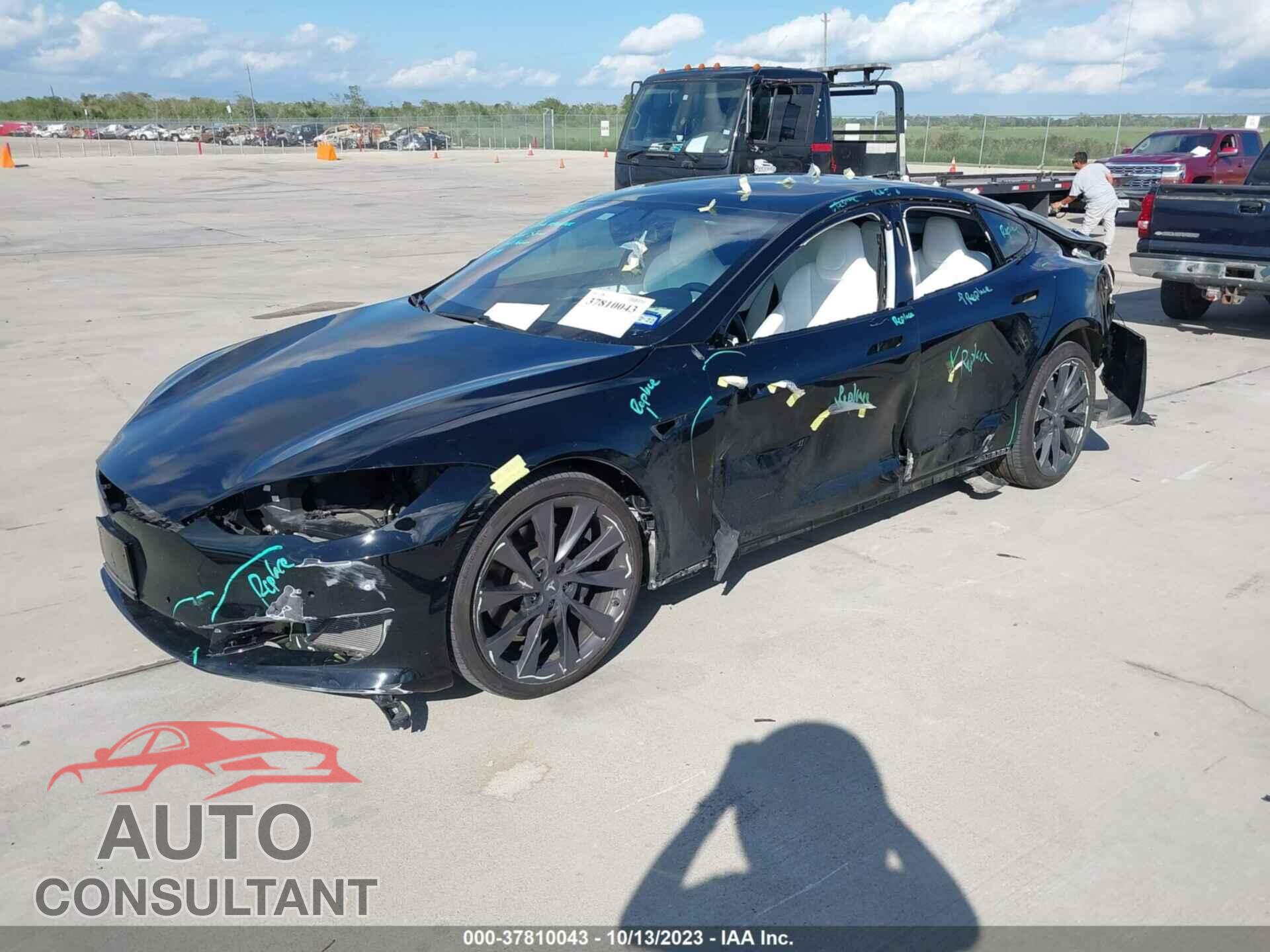 TESLA MODEL S 2020 - 5YJSA1E29LF359231
