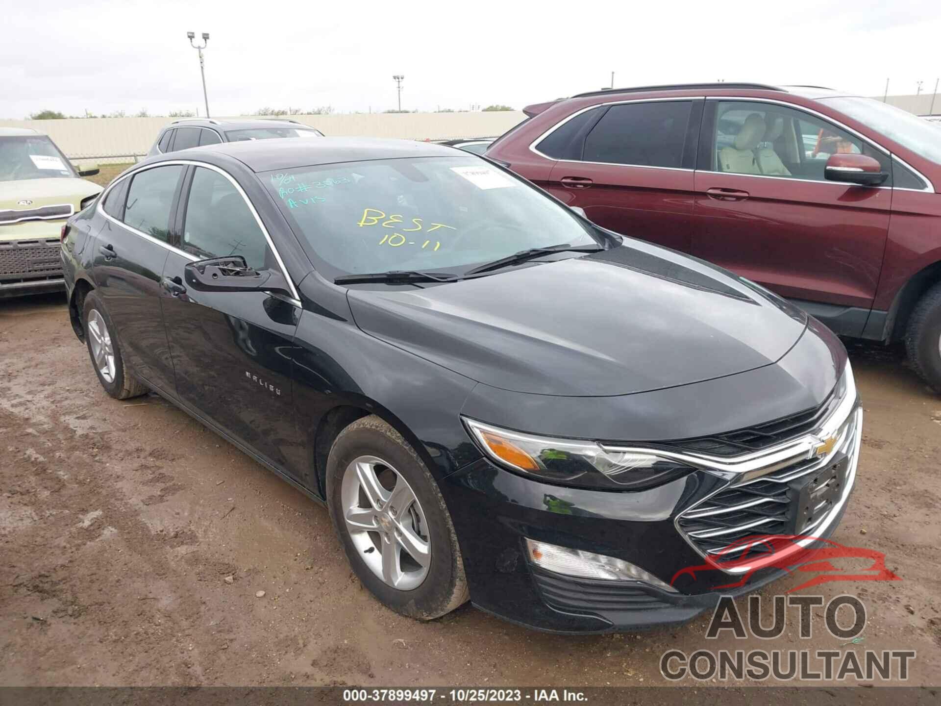 CHEVROLET MALIBU 2022 - 1G1ZD5ST3NF184668