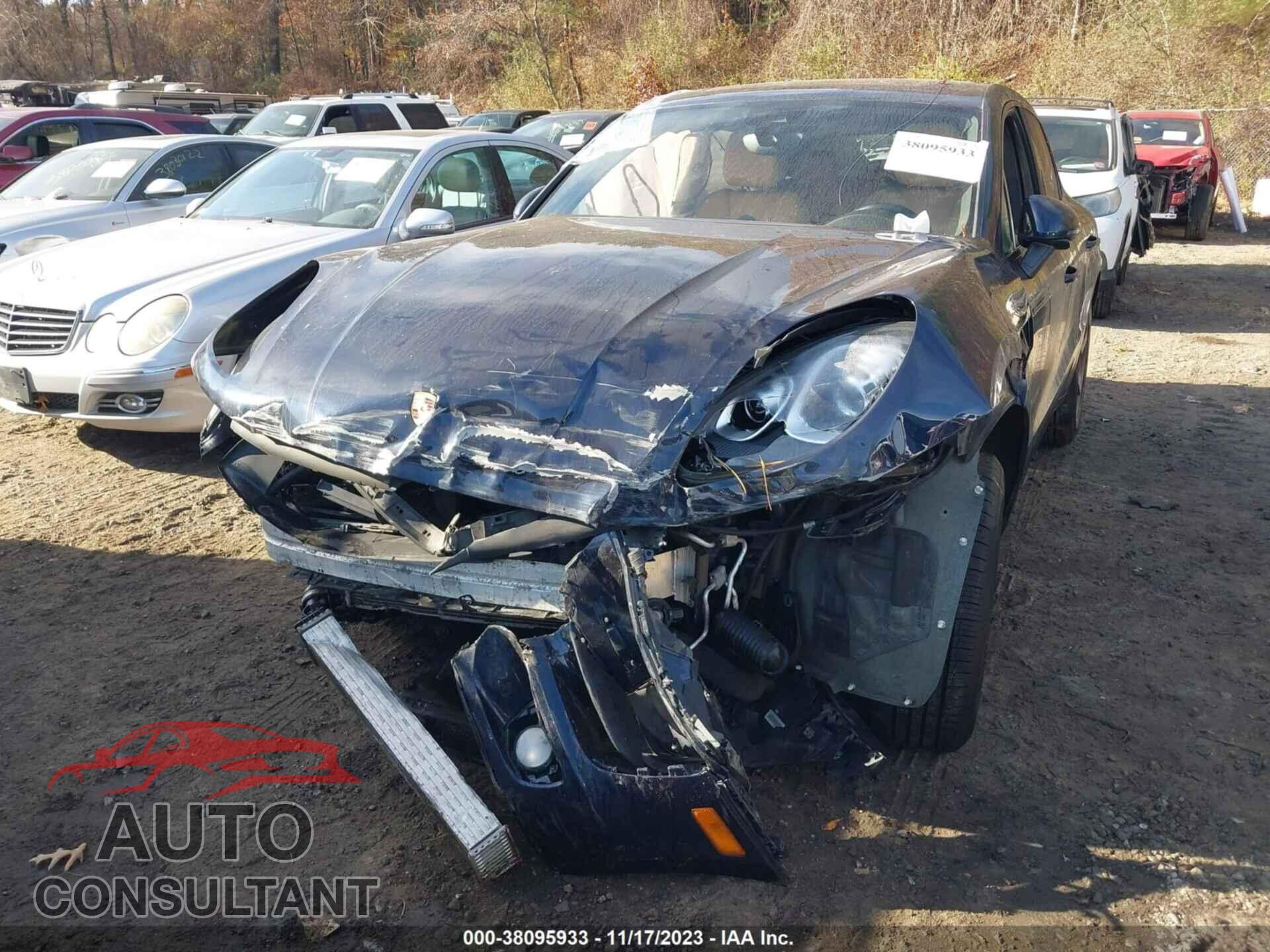 PORSCHE MACAN 2017 - WP1AA2A53HLB03297