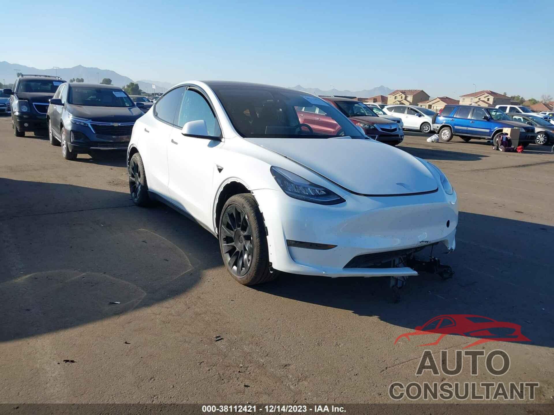 TESLA MODEL Y 2023 - 7SAYGDEE4PA048252