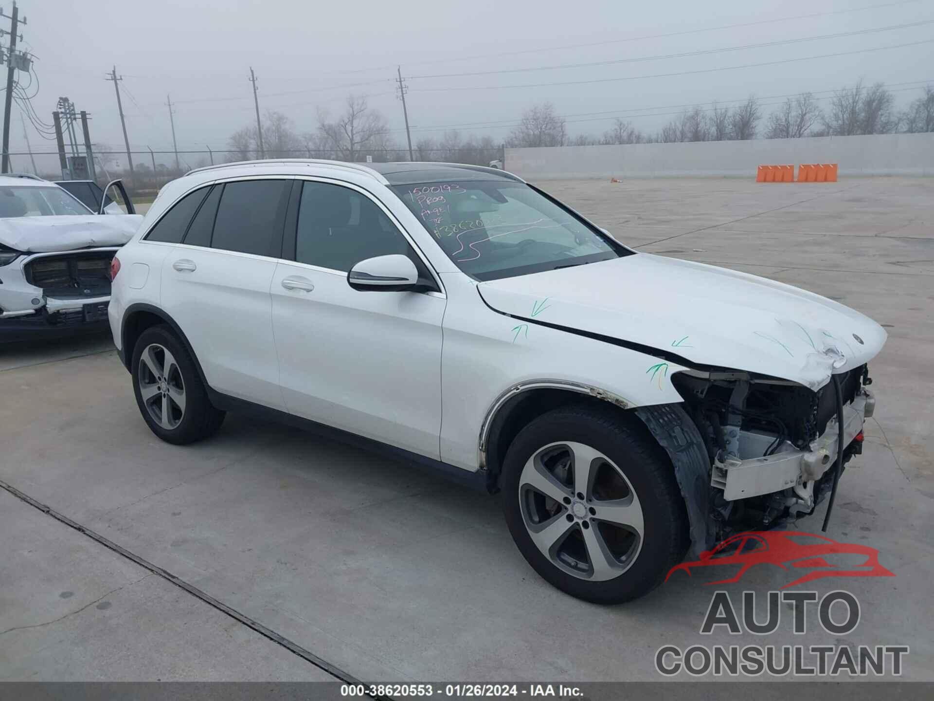 MERCEDES-BENZ GLC 300 2016 - WDC0G4JB2GF090207