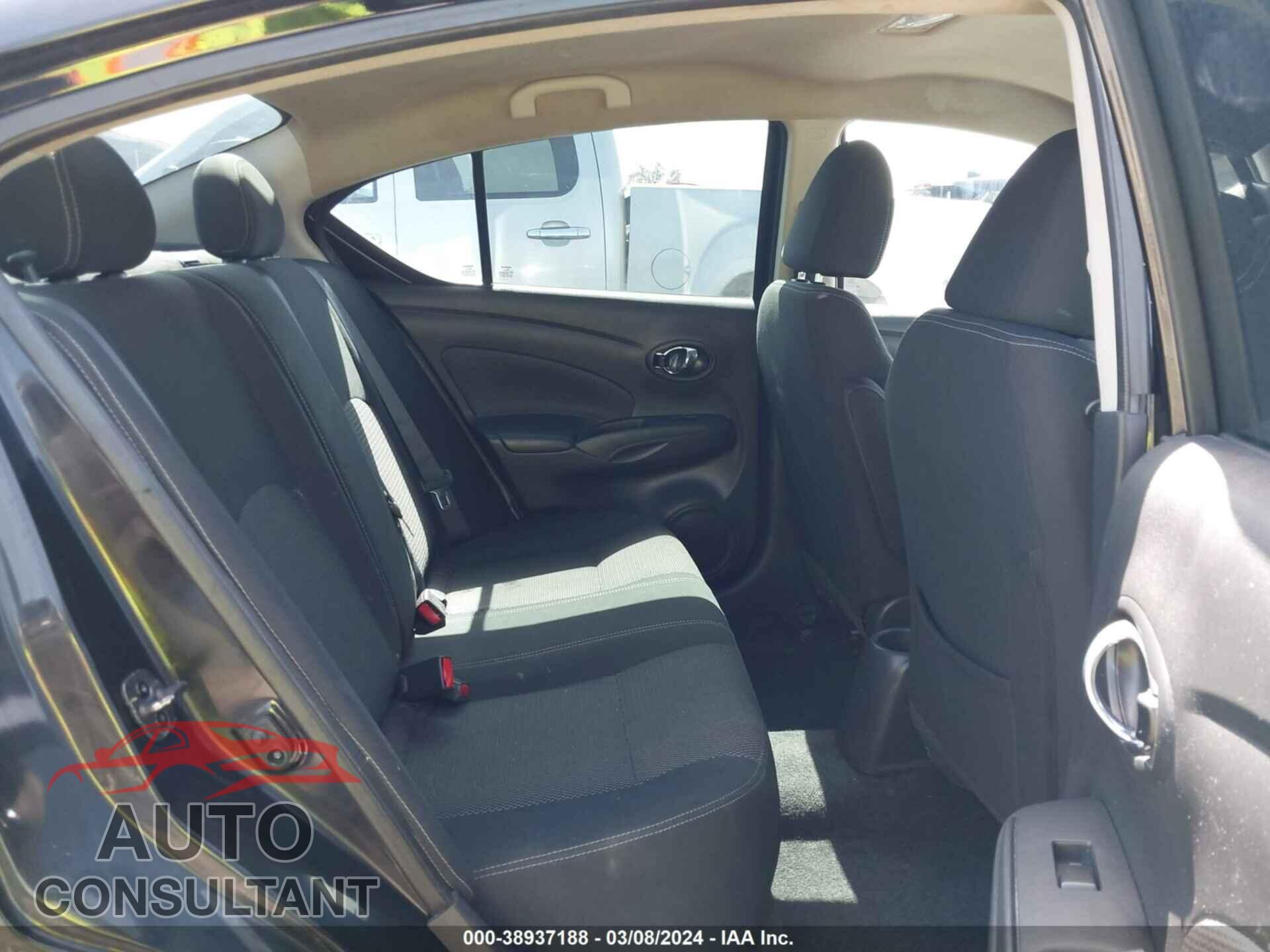 NISSAN VERSA 2017 - 3N1CN7AP1HL804554