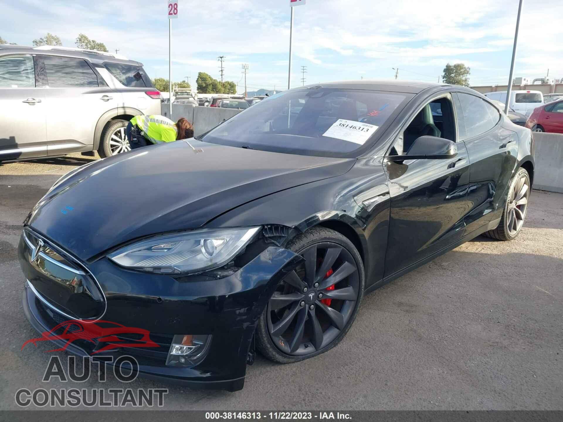 TESLA MODEL S 2015 - 5YJSA1V4XFF098939