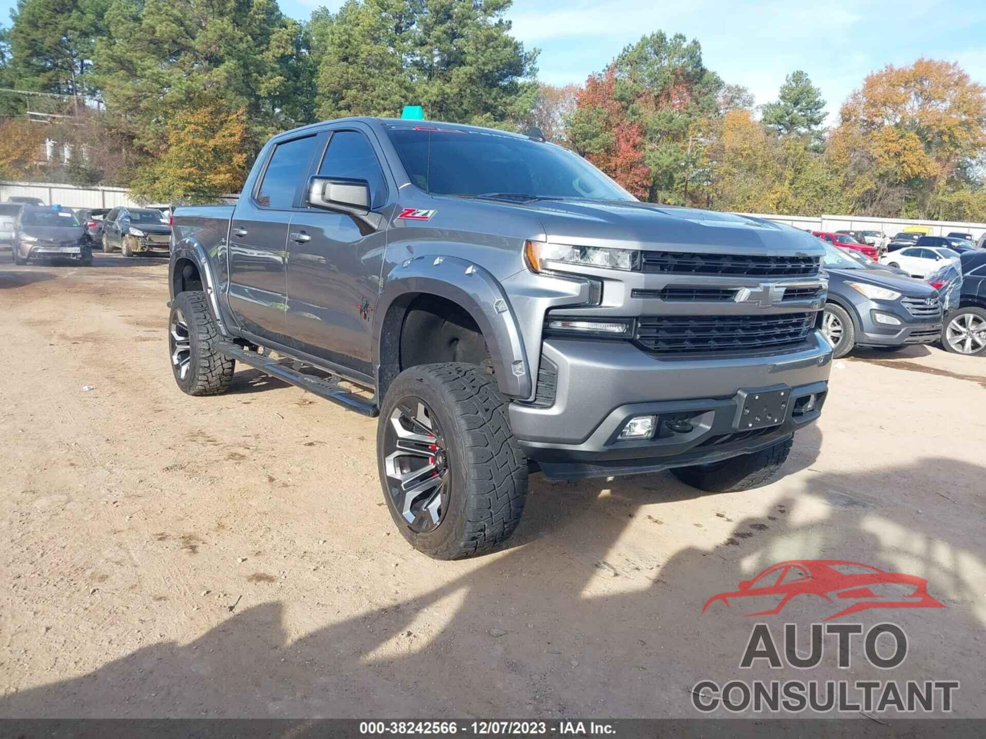 CHEVROLET SILVERADO 1500 2021 - 1GCUYEET2MZ127344