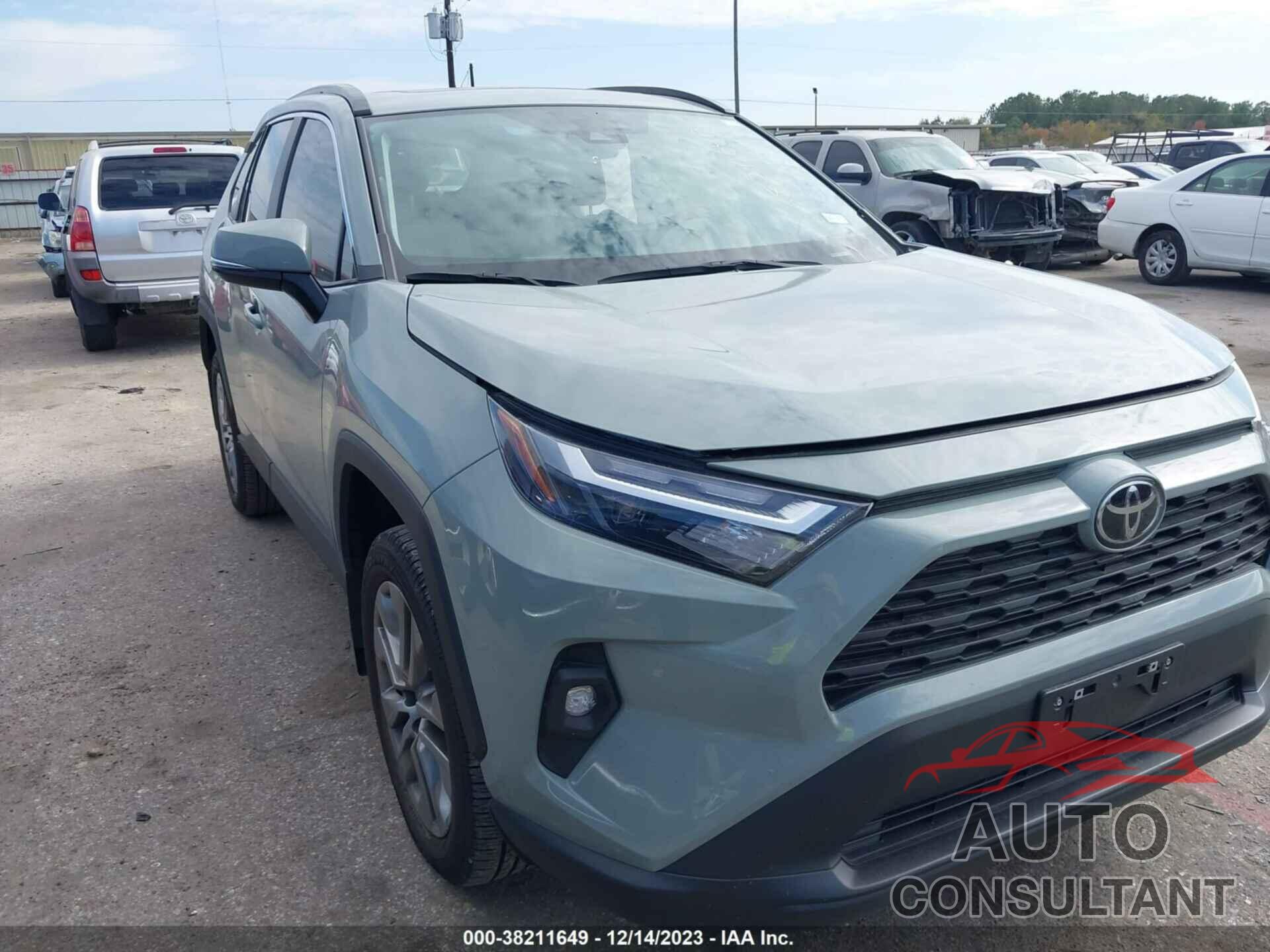 TOYOTA RAV4 2023 - 2T3C1RFV8PW275381