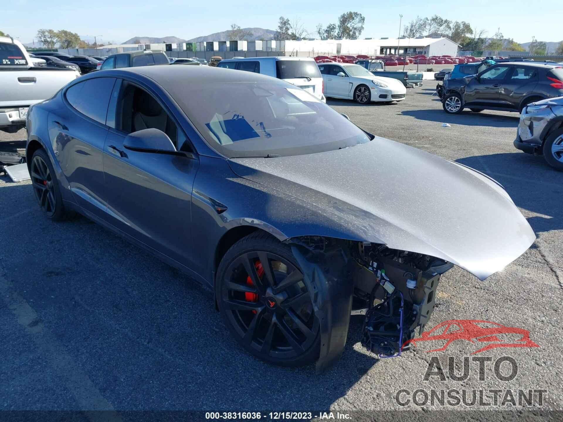 TESLA MODEL S 2023 - 5YJSA1E62PF524271