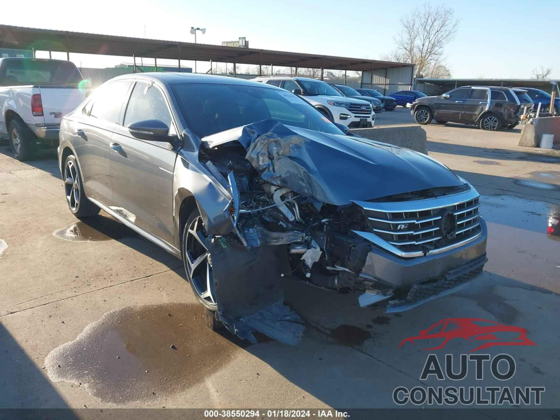 VOLKSWAGEN PASSAT 2022 - 1VWMA7A31NC004867