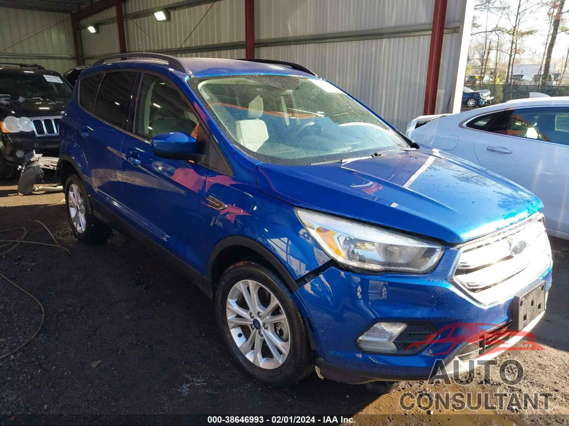FORD ESCAPE 2018 - 1FMCU9GD8JUD15391