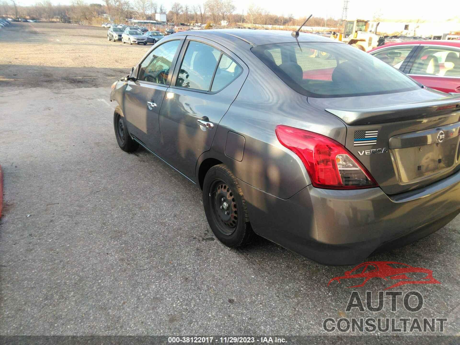 NISSAN VERSA 2017 - 3N1CN7APXHL839318