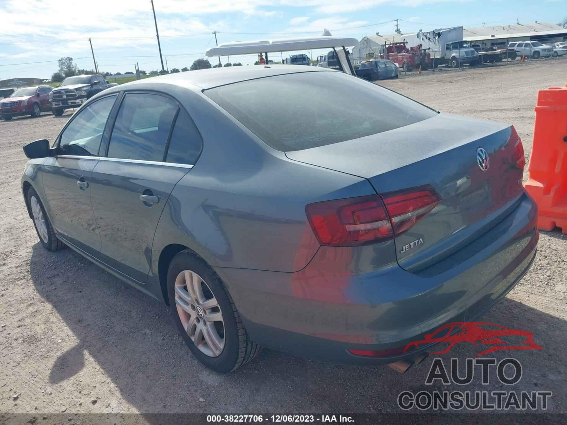 VOLKSWAGEN JETTA 2017 - 3VW2B7AJ5HM213308