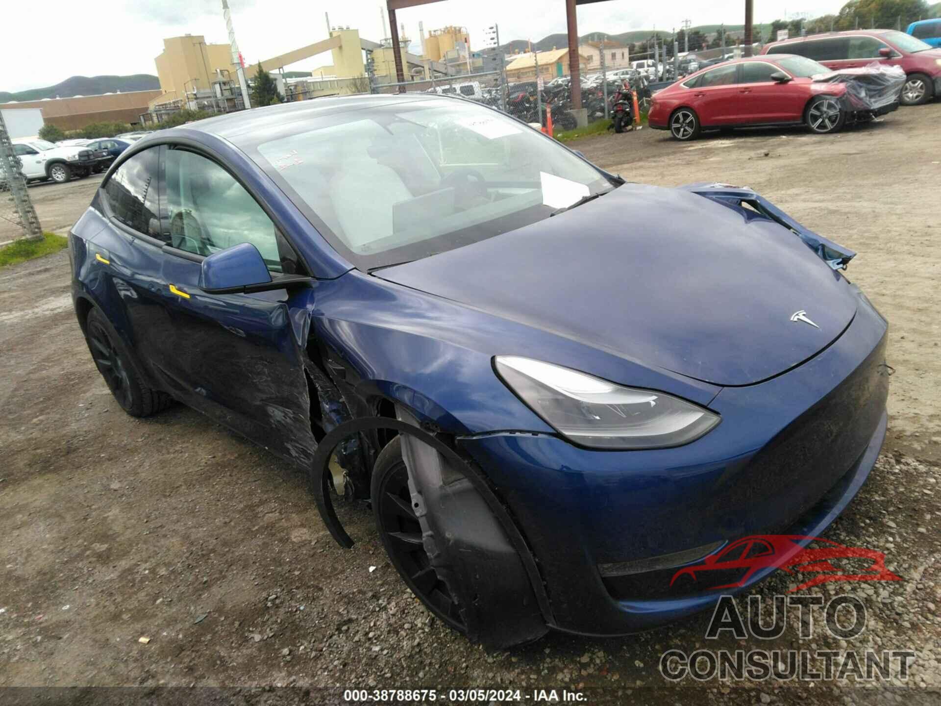 TESLA MODEL Y 2023 - 7SAYGAEE7PF697738