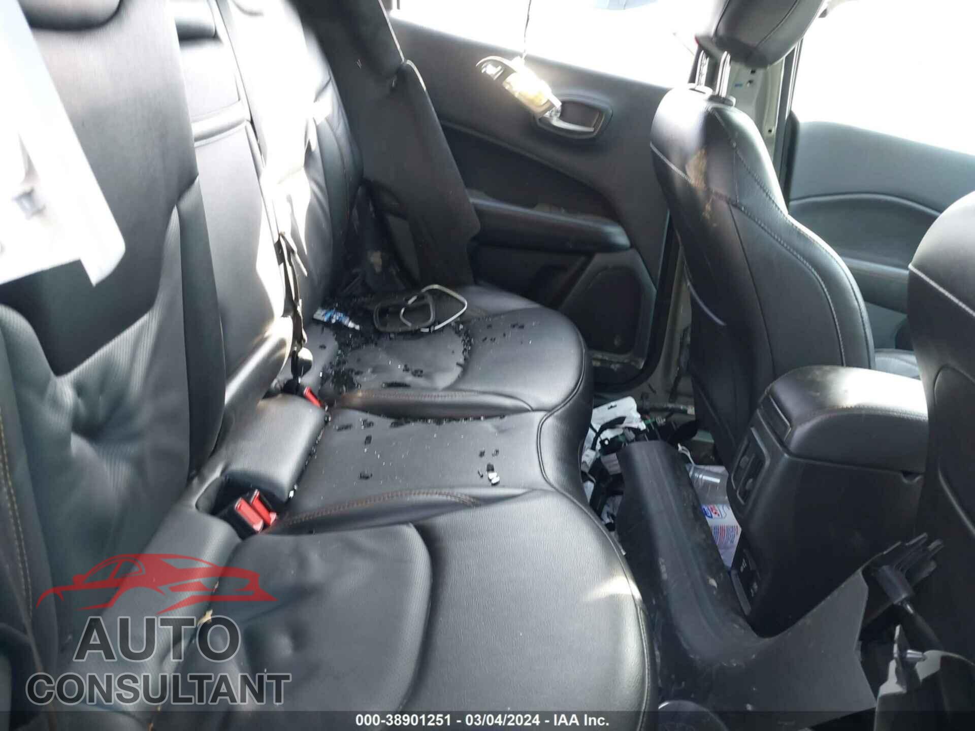 JEEP COMPASS 2020 - 3C4NJDCB2LT142509