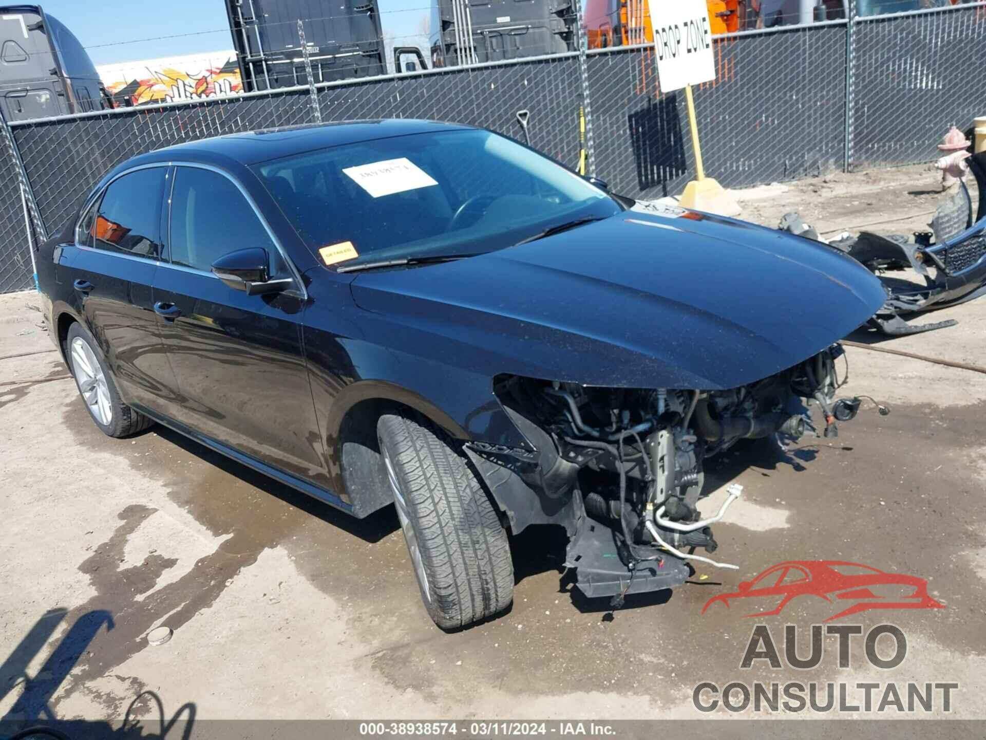 VOLKSWAGEN PASSAT 2018 - 1VWBA7A37JC050348