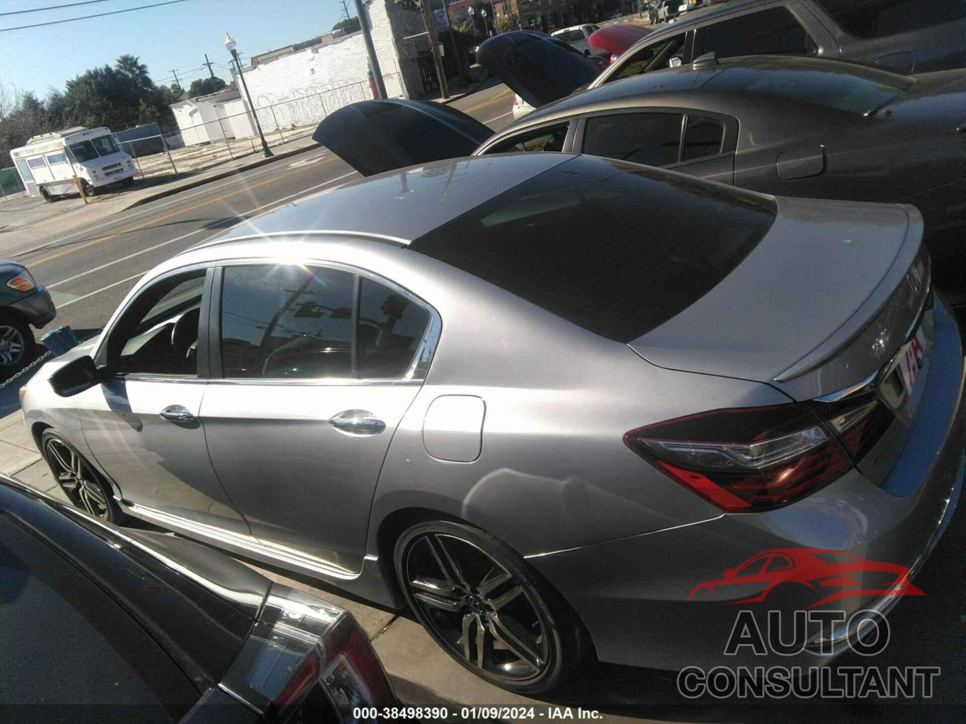 HONDA ACCORD 2017 - 1HGCR2F51HA301546