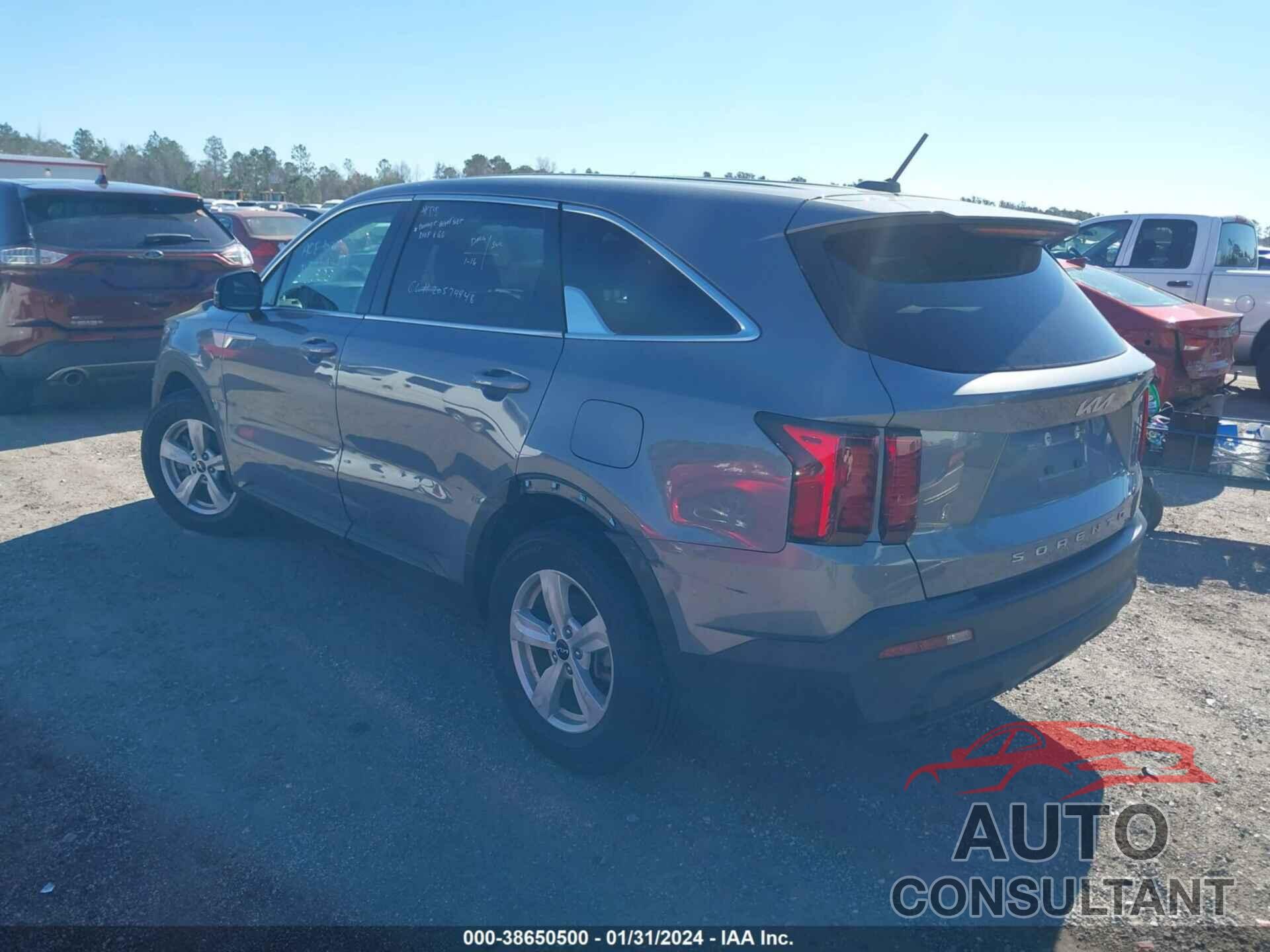 KIA SORENTO 2022 - 5XYRG4LC2NG106838