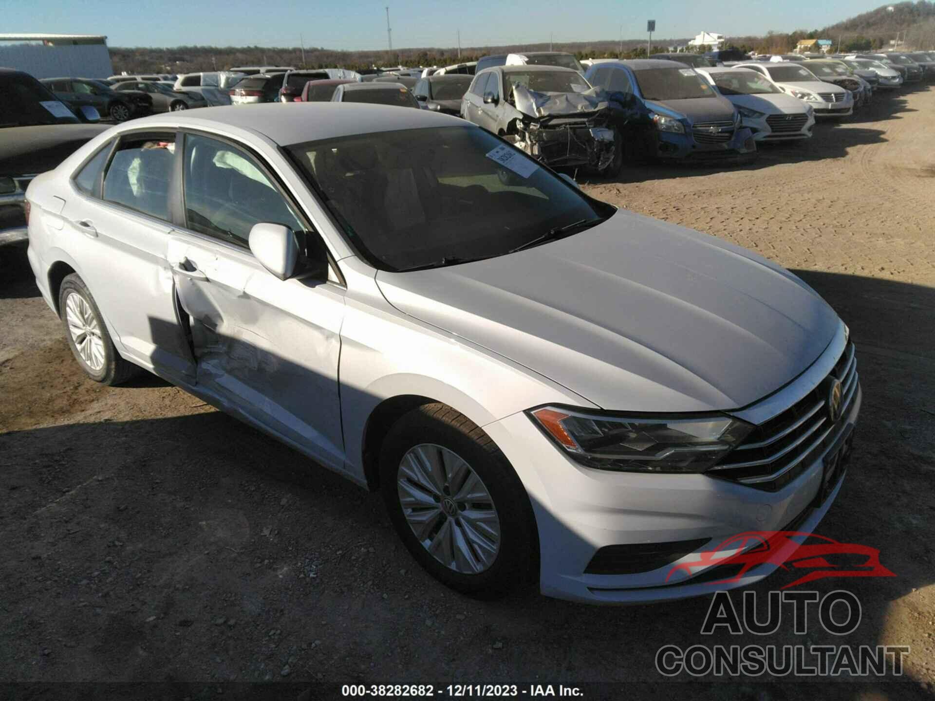 VOLKSWAGEN JETTA 2019 - 3VWCB7BUXKM140201