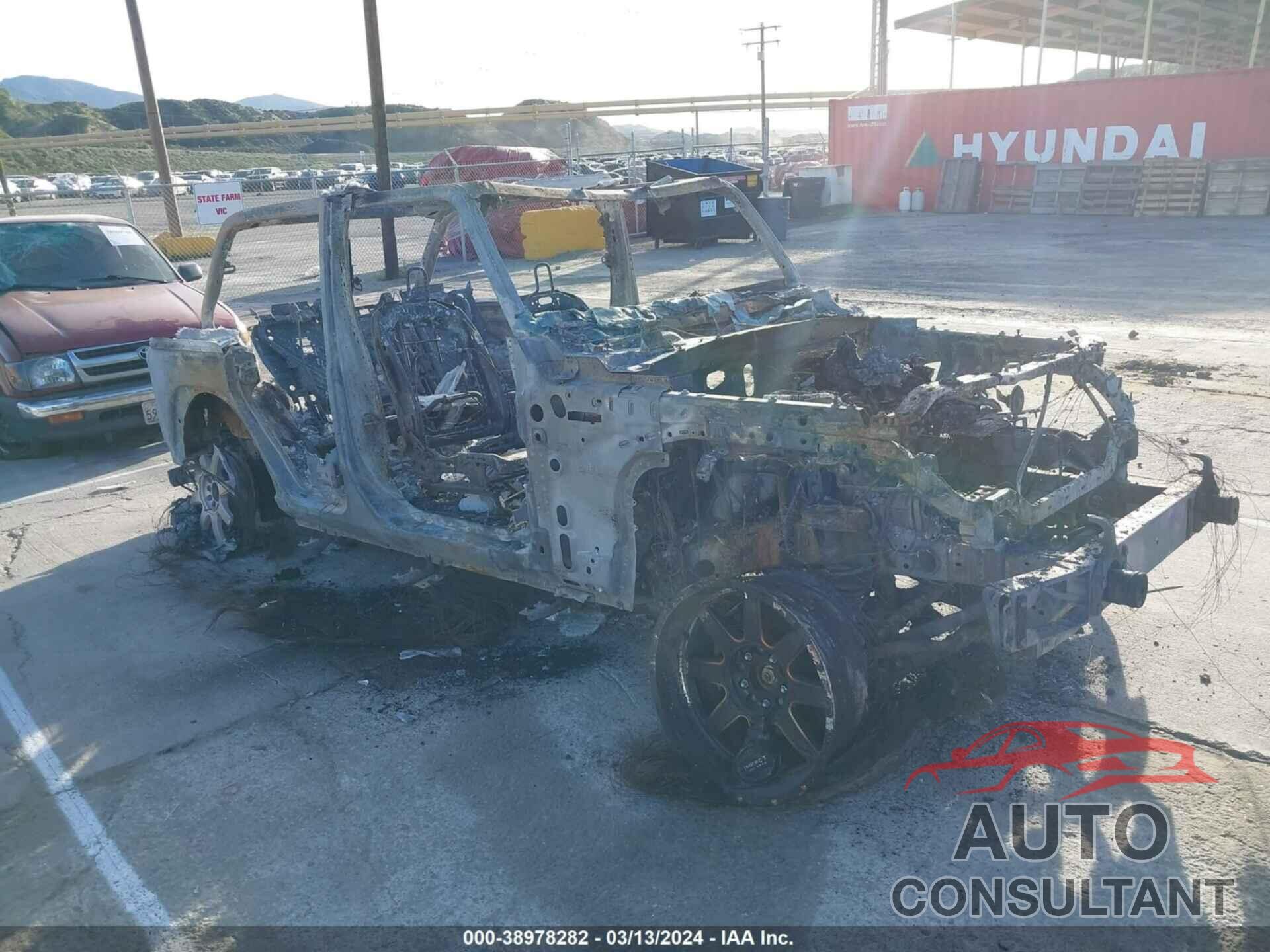 JEEP WRANGLER UNLIMITED 2018 - 1C4HJXEG9JW122482