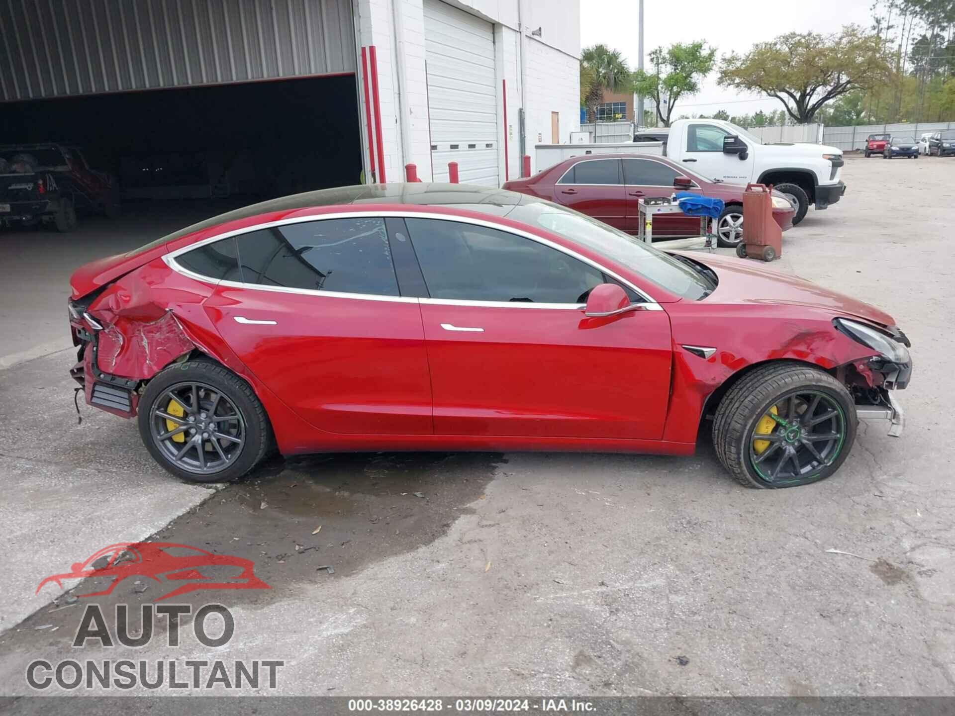 TESLA MODEL 3 2018 - 5YJ3E1EA9JF058505