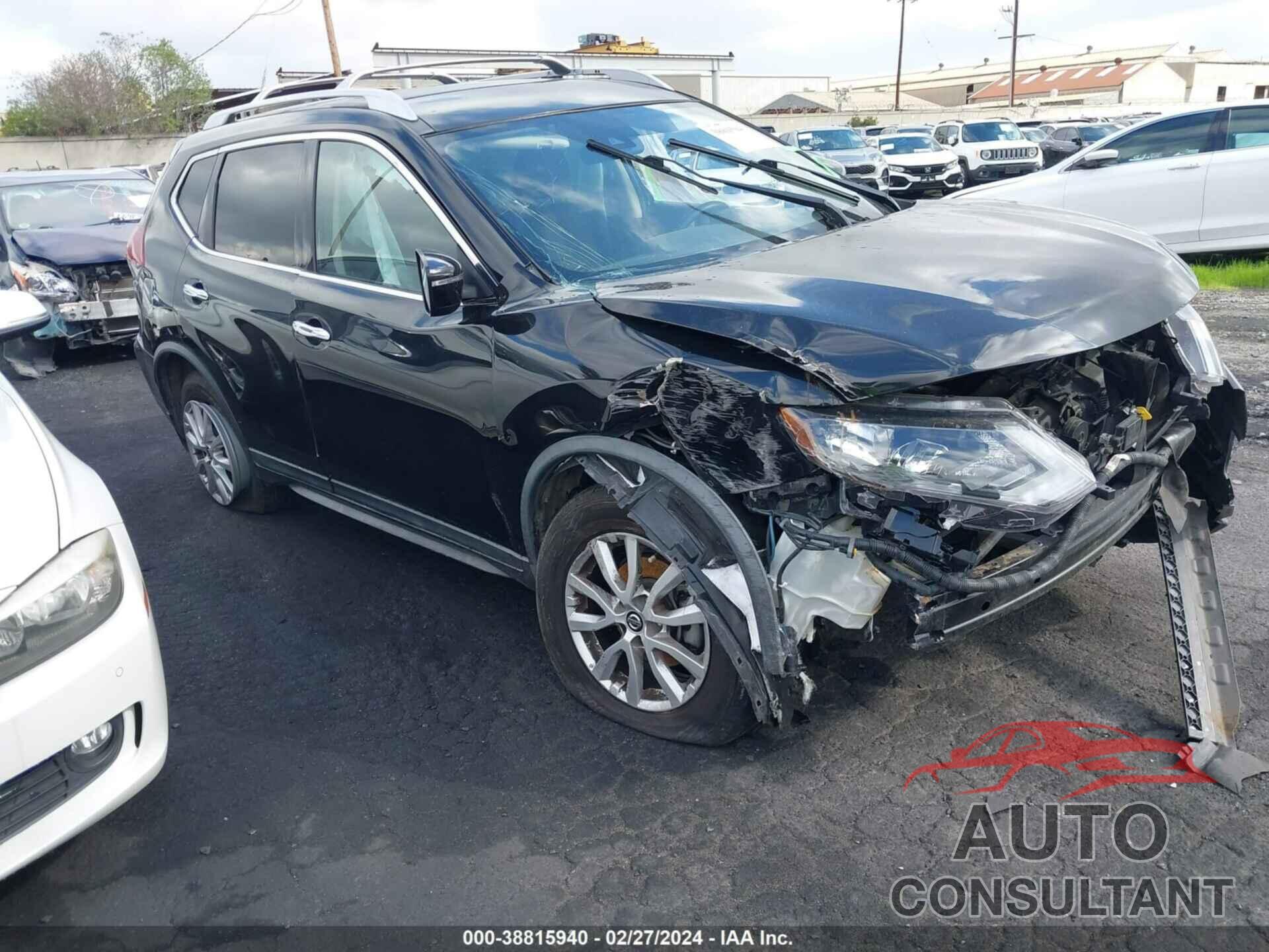 NISSAN ROGUE 2019 - KNMAT2MT3KP559919