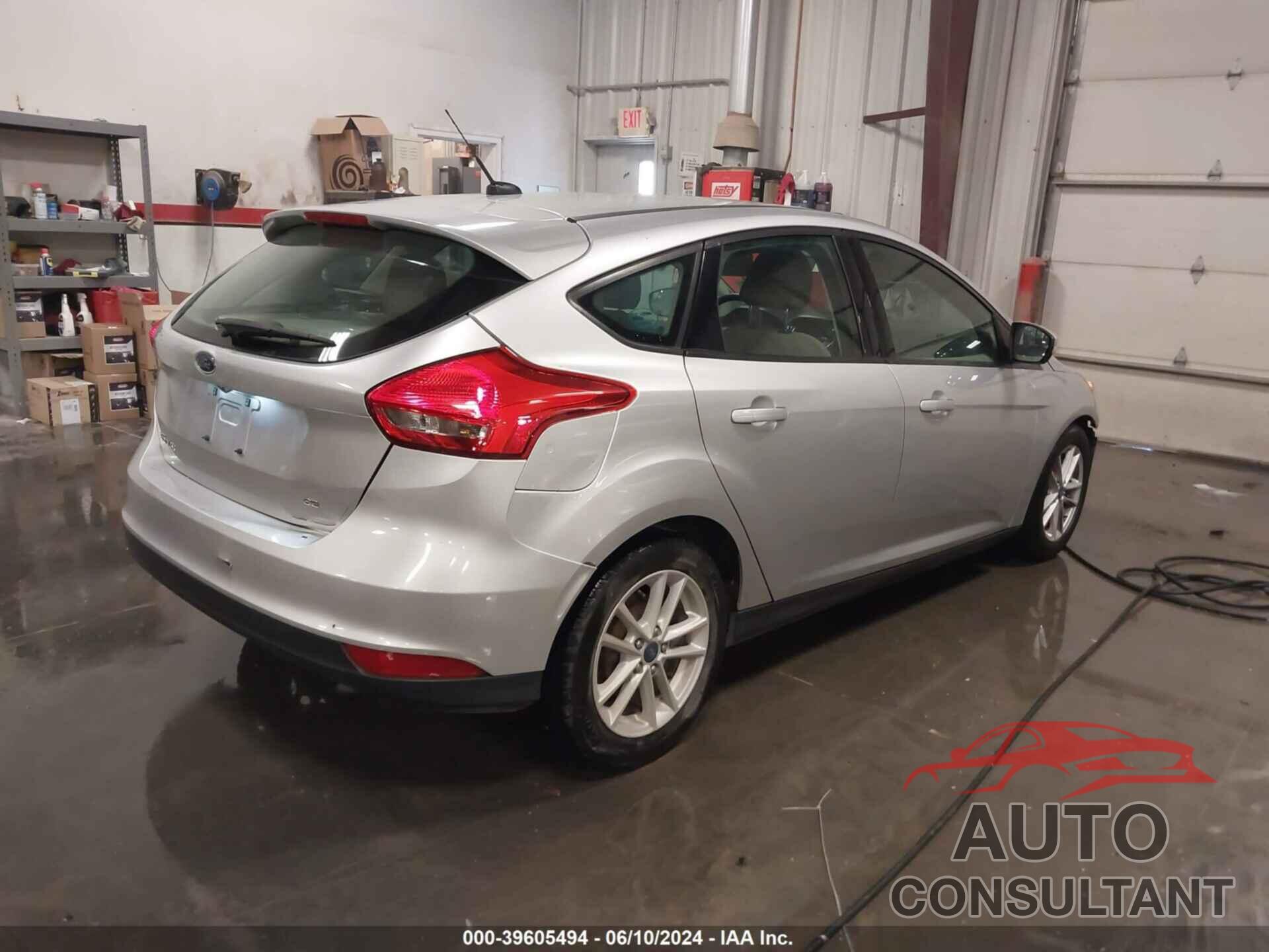 FORD FOCUS 2017 - 1FADP3K23HL247770