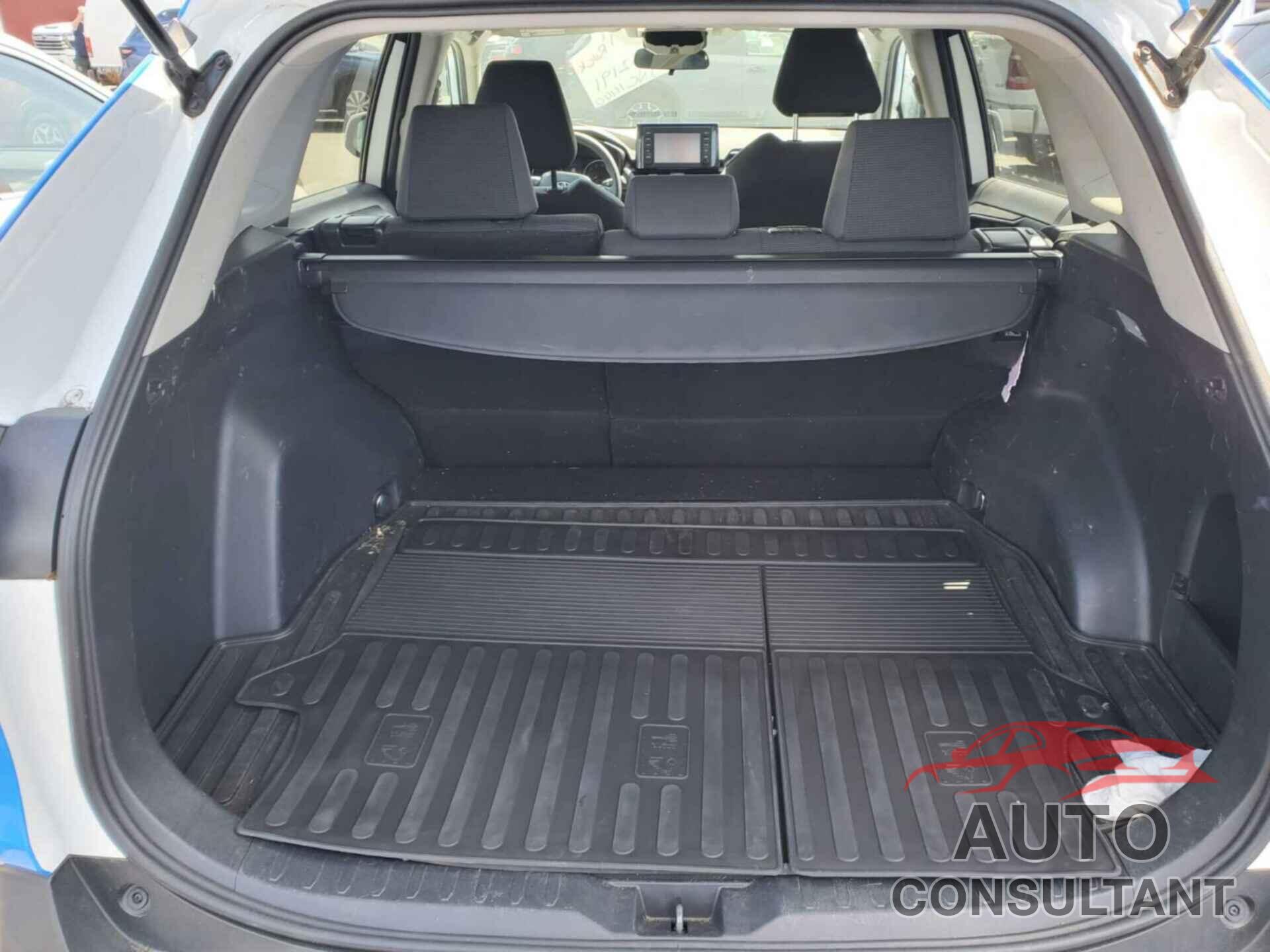 TOYOTA RAV4 2019 - 2T3G1RFV1KC052191