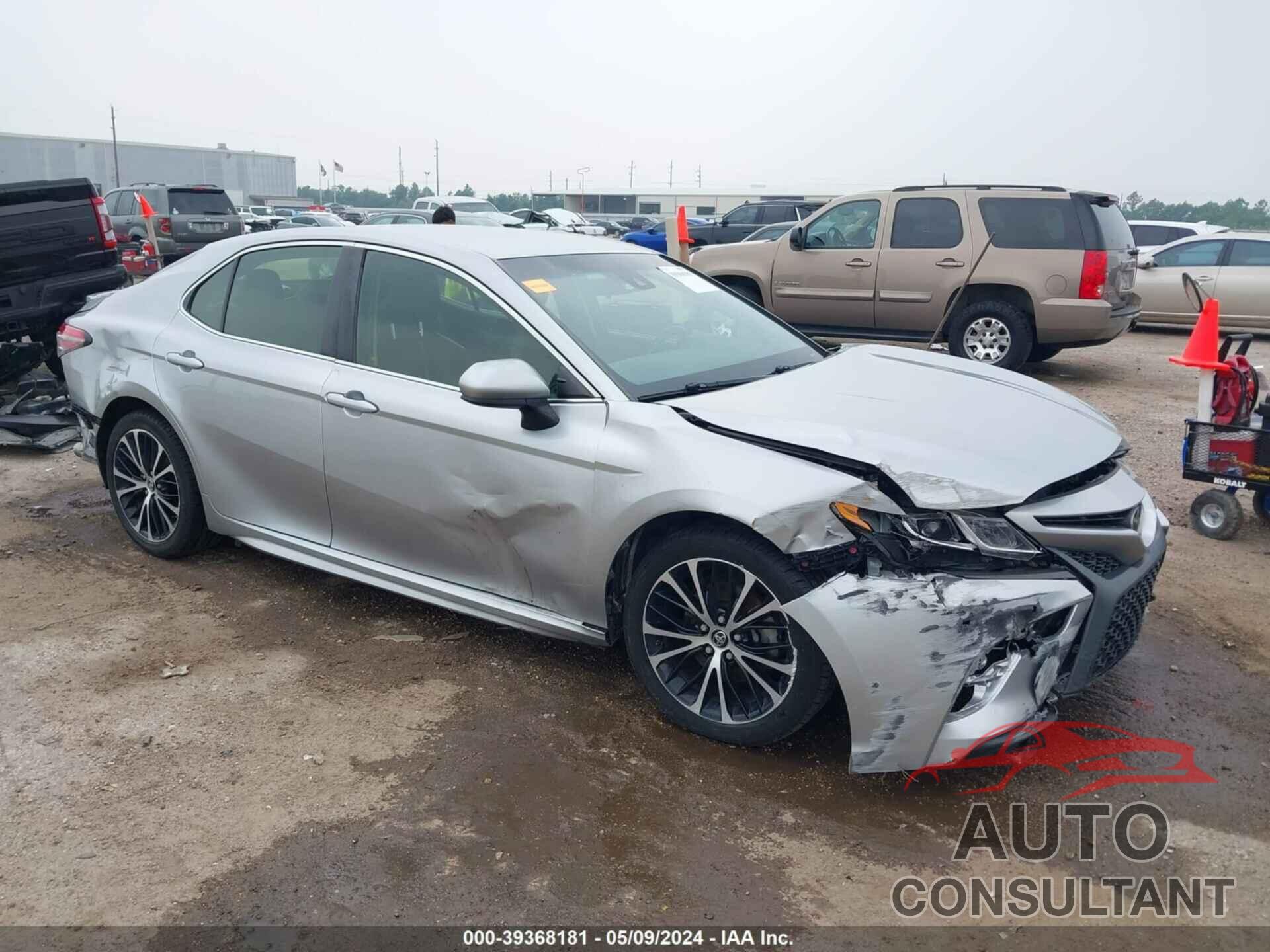 TOYOTA CAMRY 2018 - JTNB11HK1J3014566