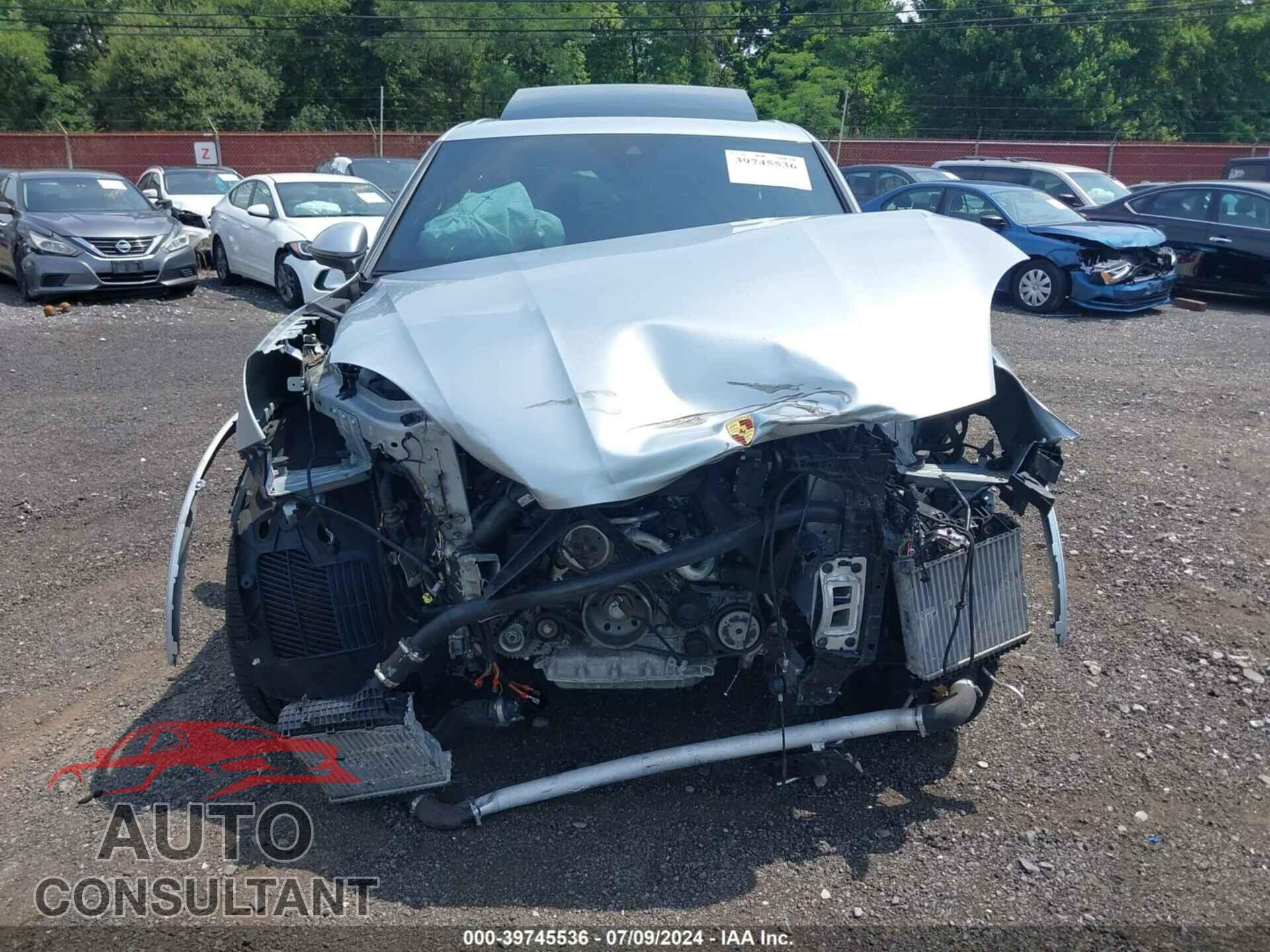 PORSCHE CAYENNE 2019 - WP1AA2AY4KDA09442