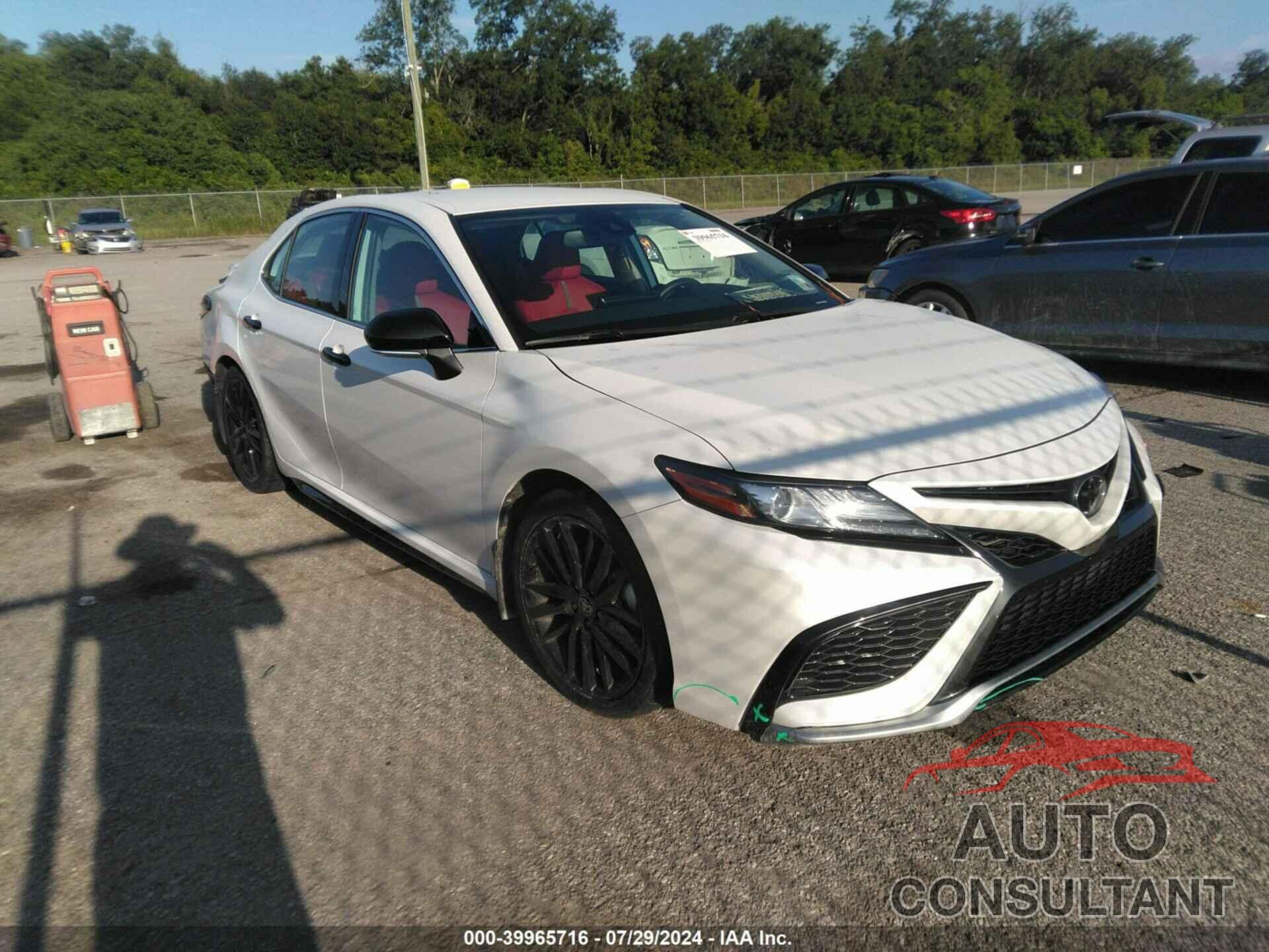 TOYOTA CAMRY 2021 - 4T1K61AK6MU611187