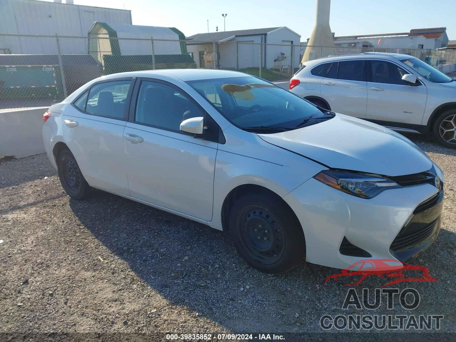 TOYOTA COROLLA 2017 - 5YFBURHE4HP730593
