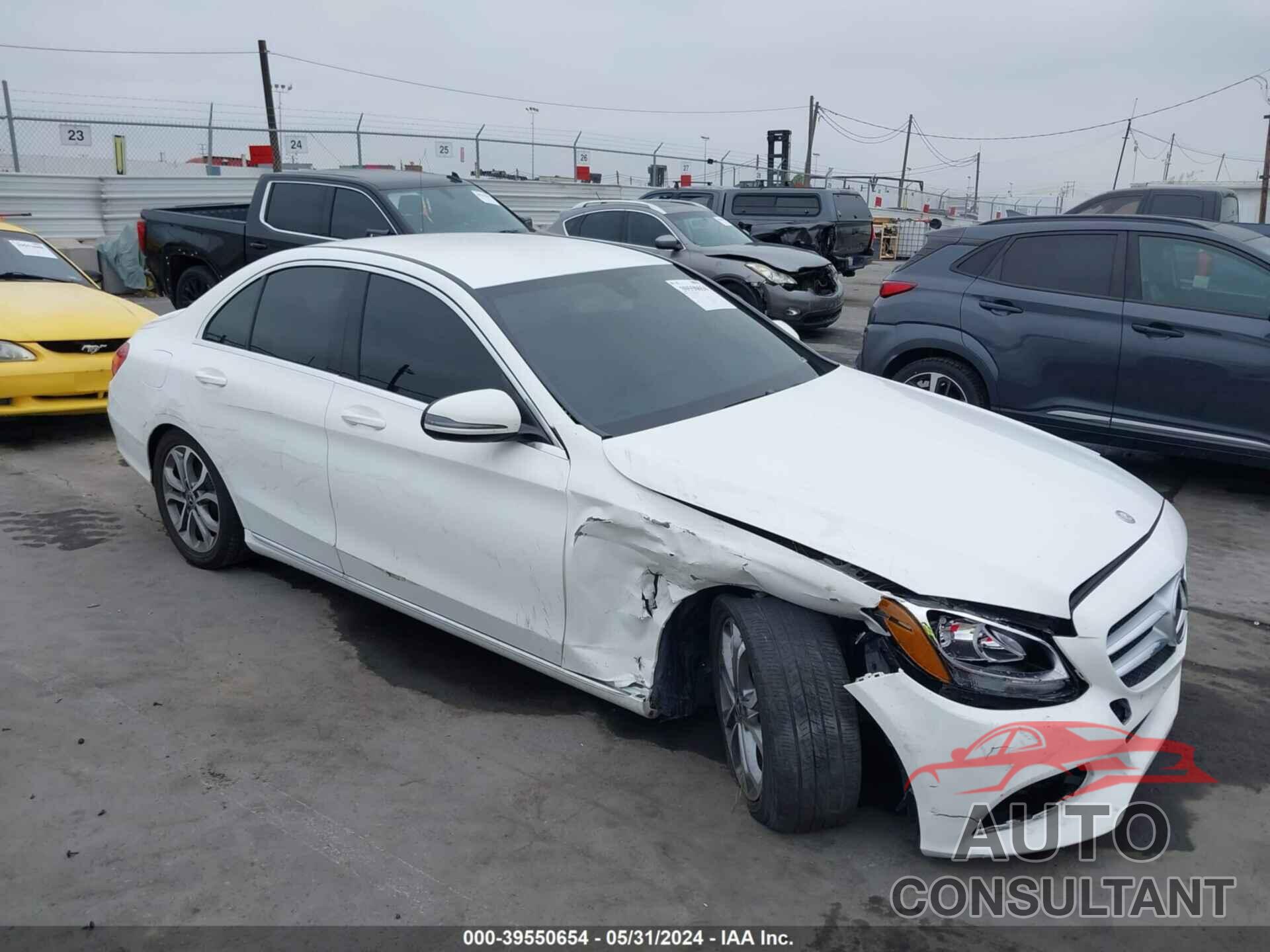 MERCEDES-BENZ C 300 2017 - 55SWF4JB1HU229038