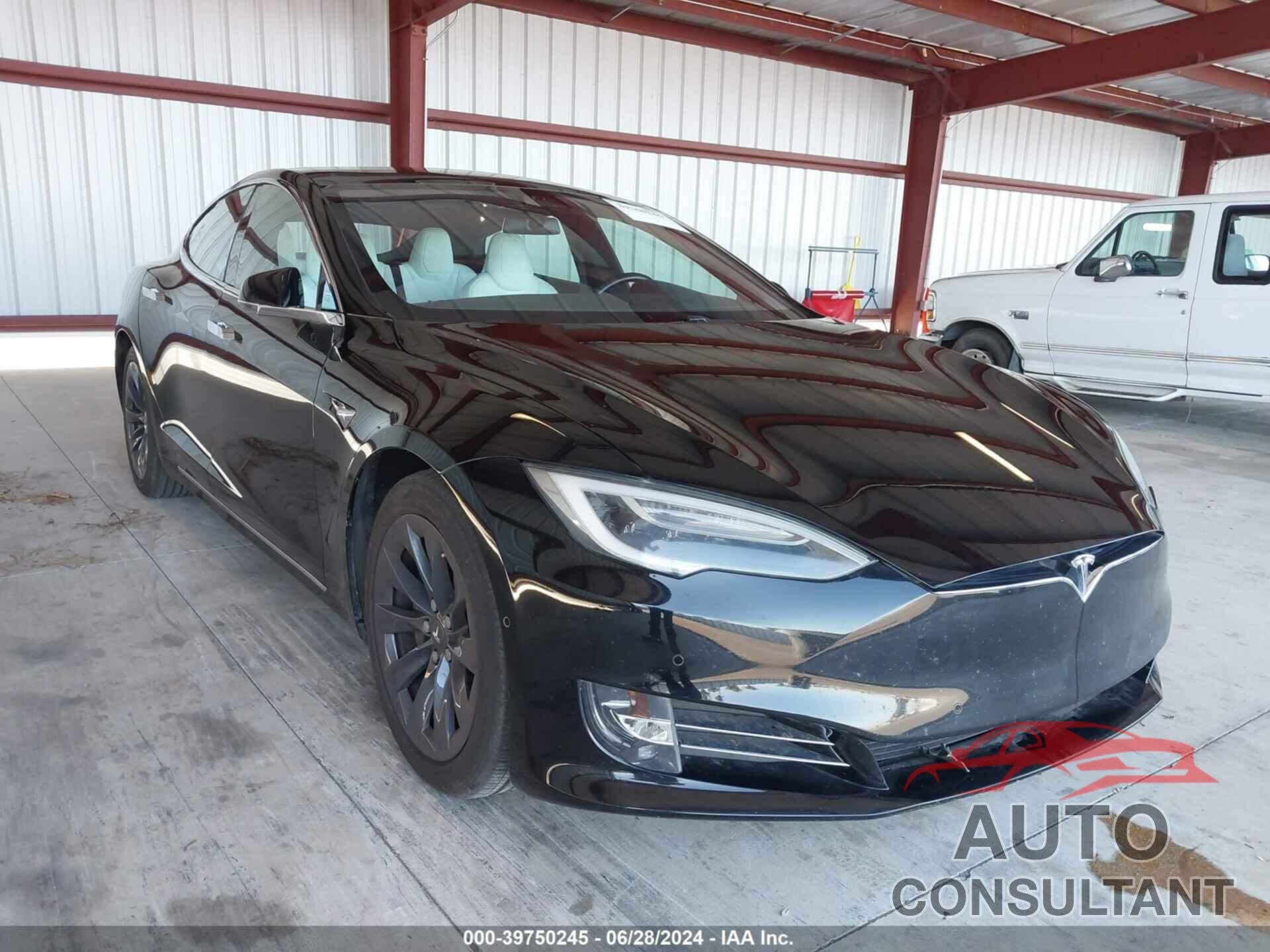 TESLA MODEL S 2018 - 5YJSA1E21JF243812