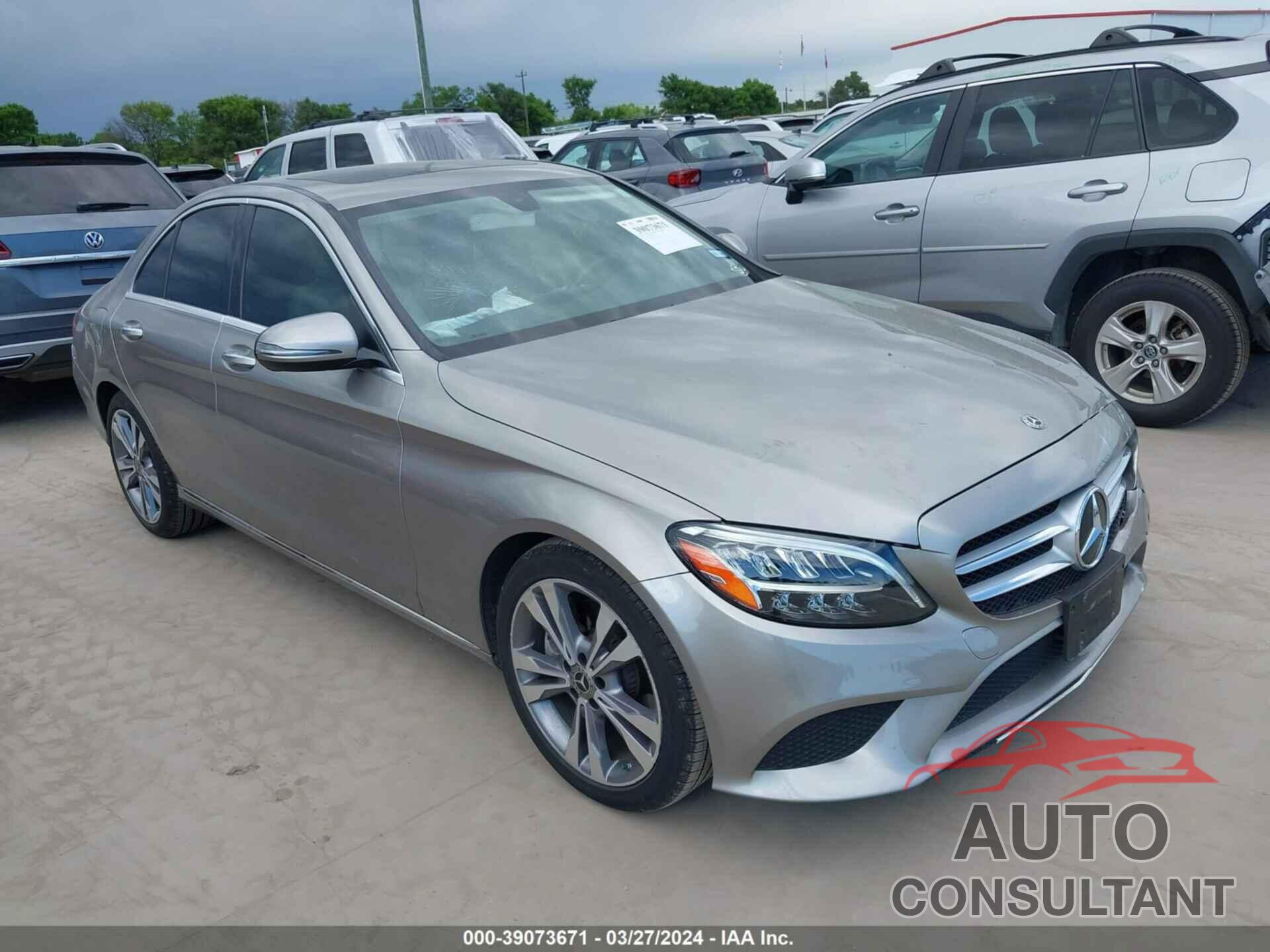 MERCEDES-BENZ C 300 2019 - 55SWF8DB1KU296488