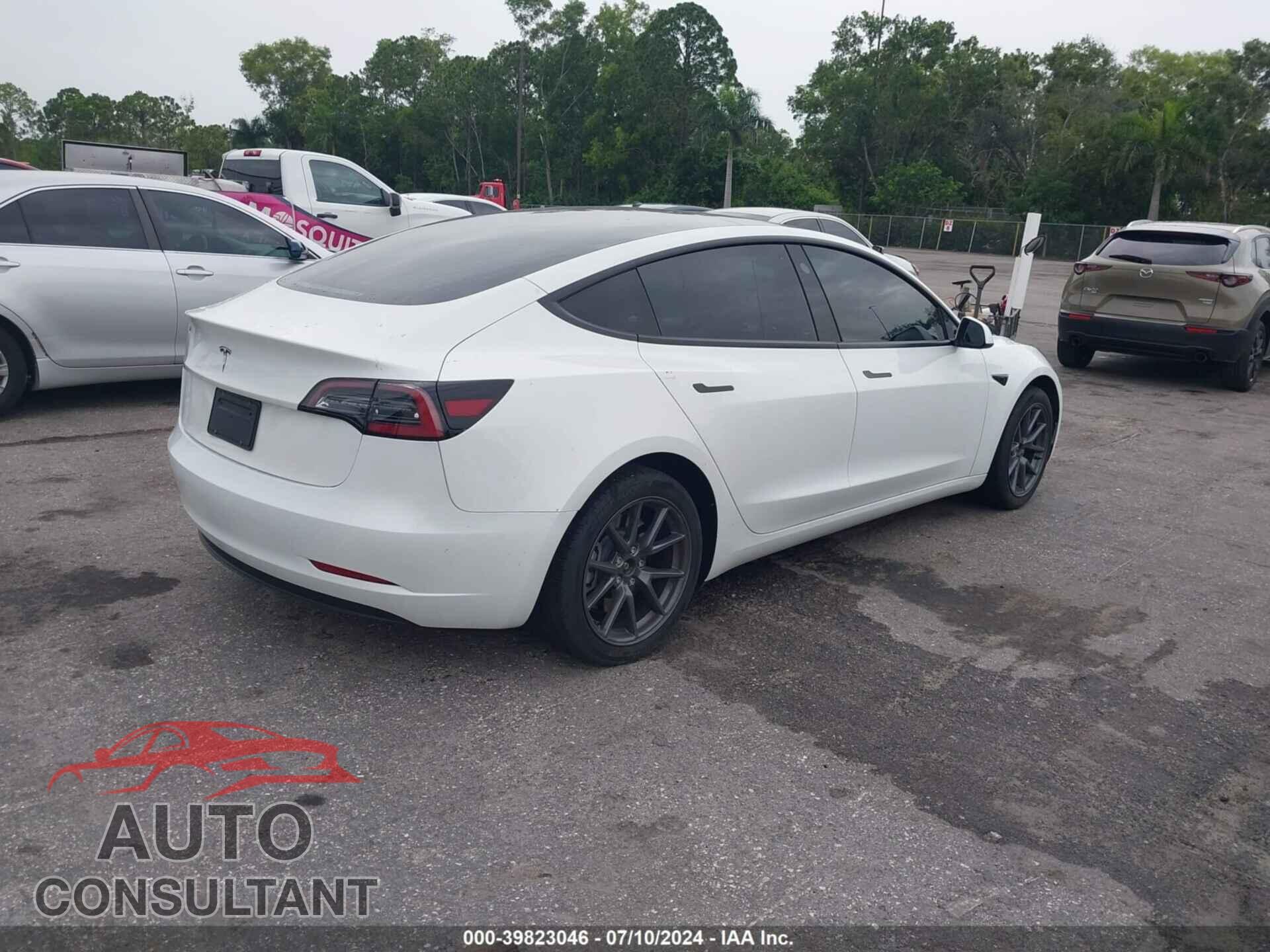TESLA MODEL 3 2023 - 5YJ3E1EA5PF552868