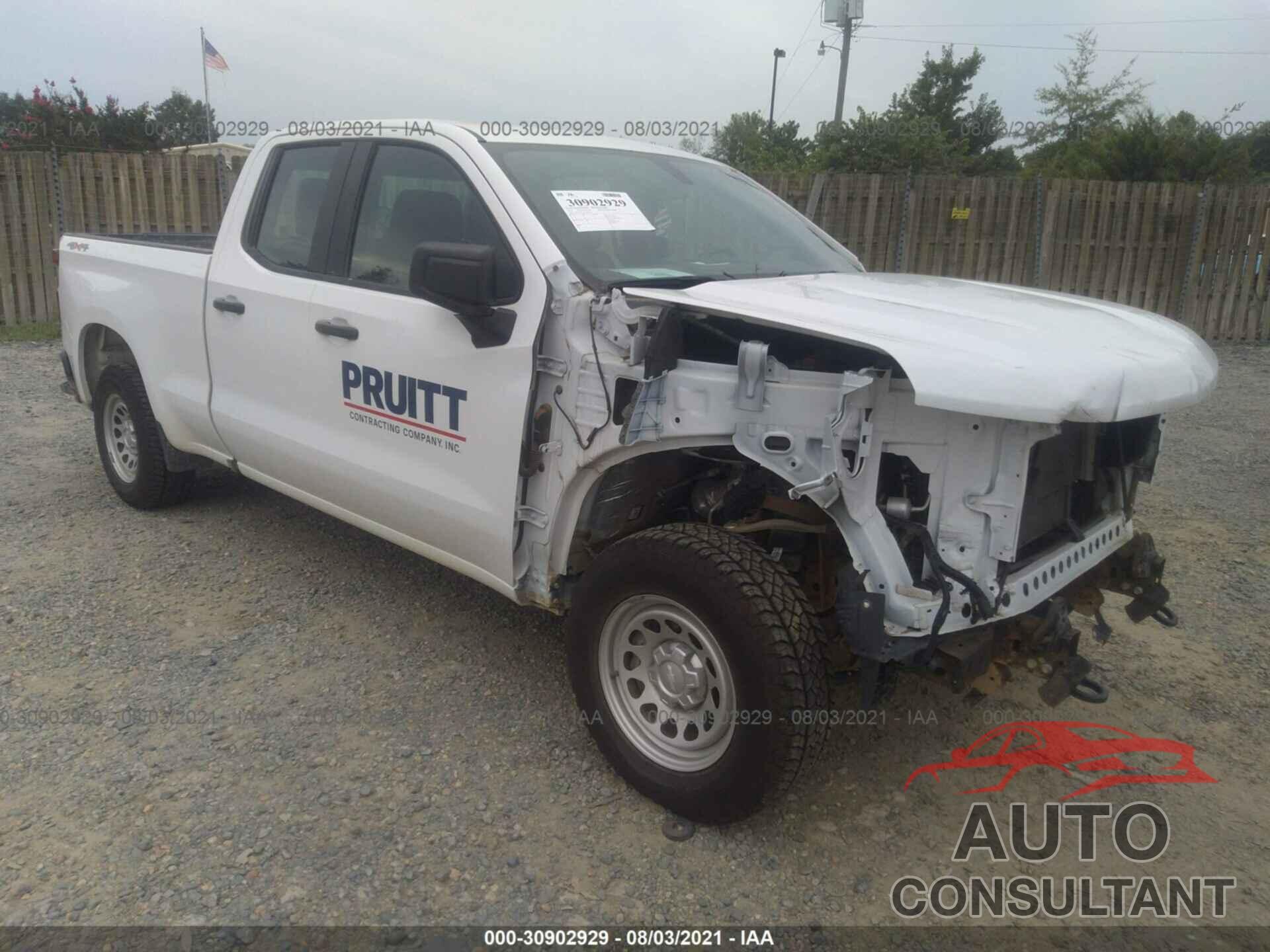 CHEVROLET SILVERADO 1500 2019 - 1GCRYAEH5KZ296233