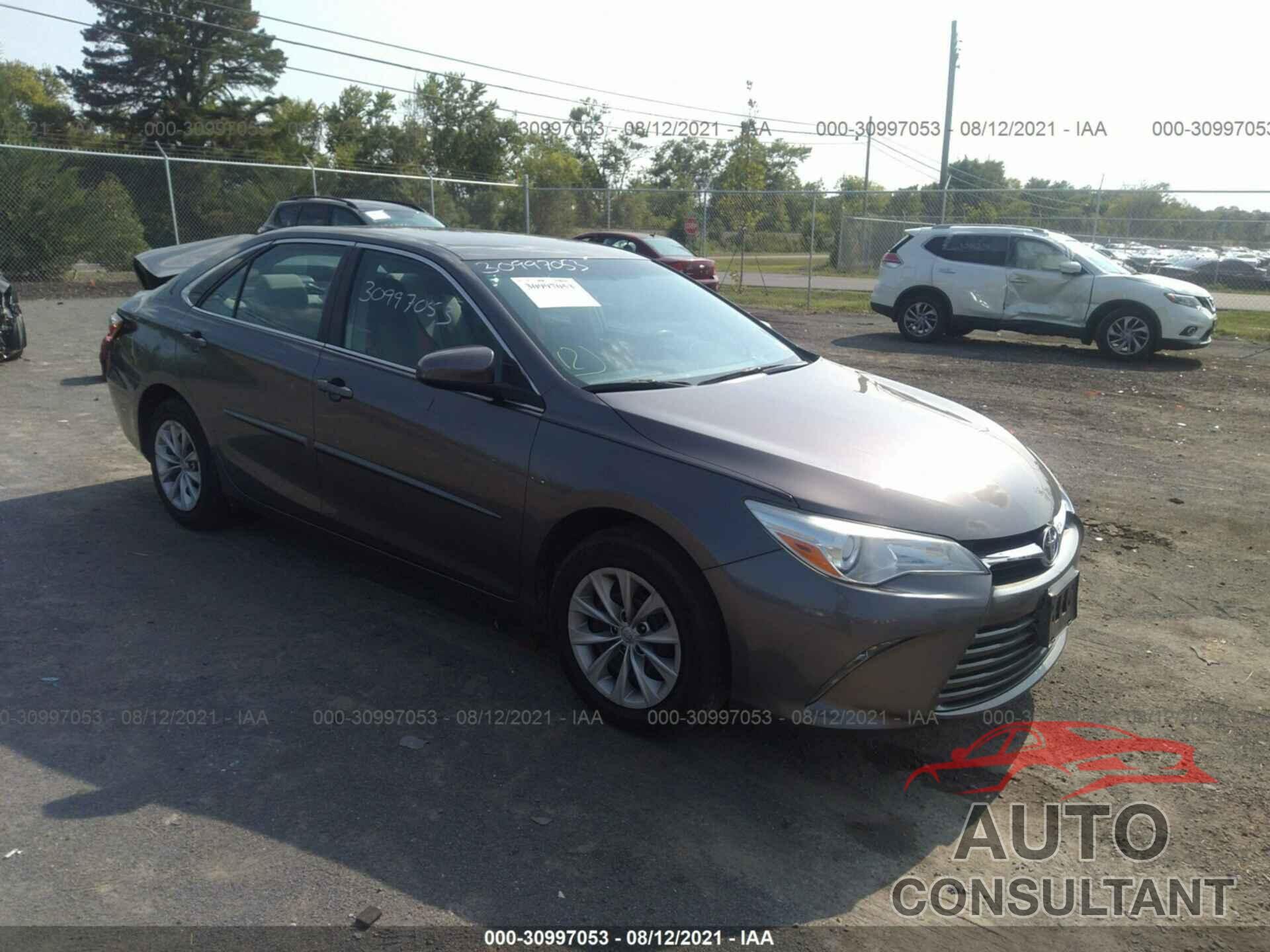TOYOTA CAMRY 2016 - 4T4BF1FK6GR529849