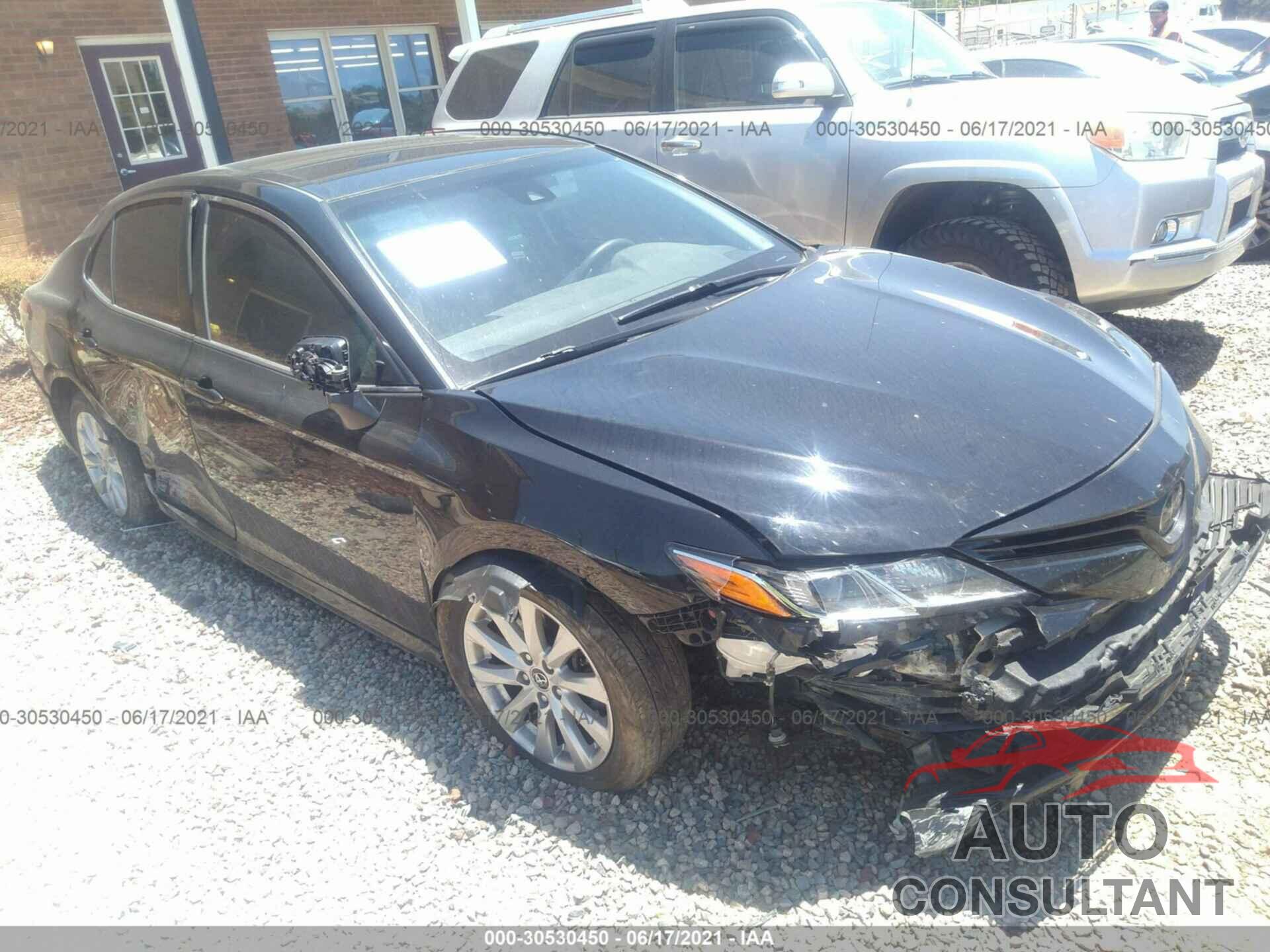 TOYOTA CAMRY 2018 - JTNB11HKXJ3024030