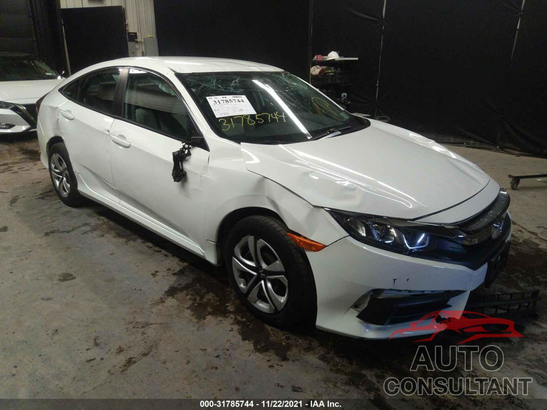 HONDA CIVIC SEDAN 2018 - 19XFC2F51JE209336