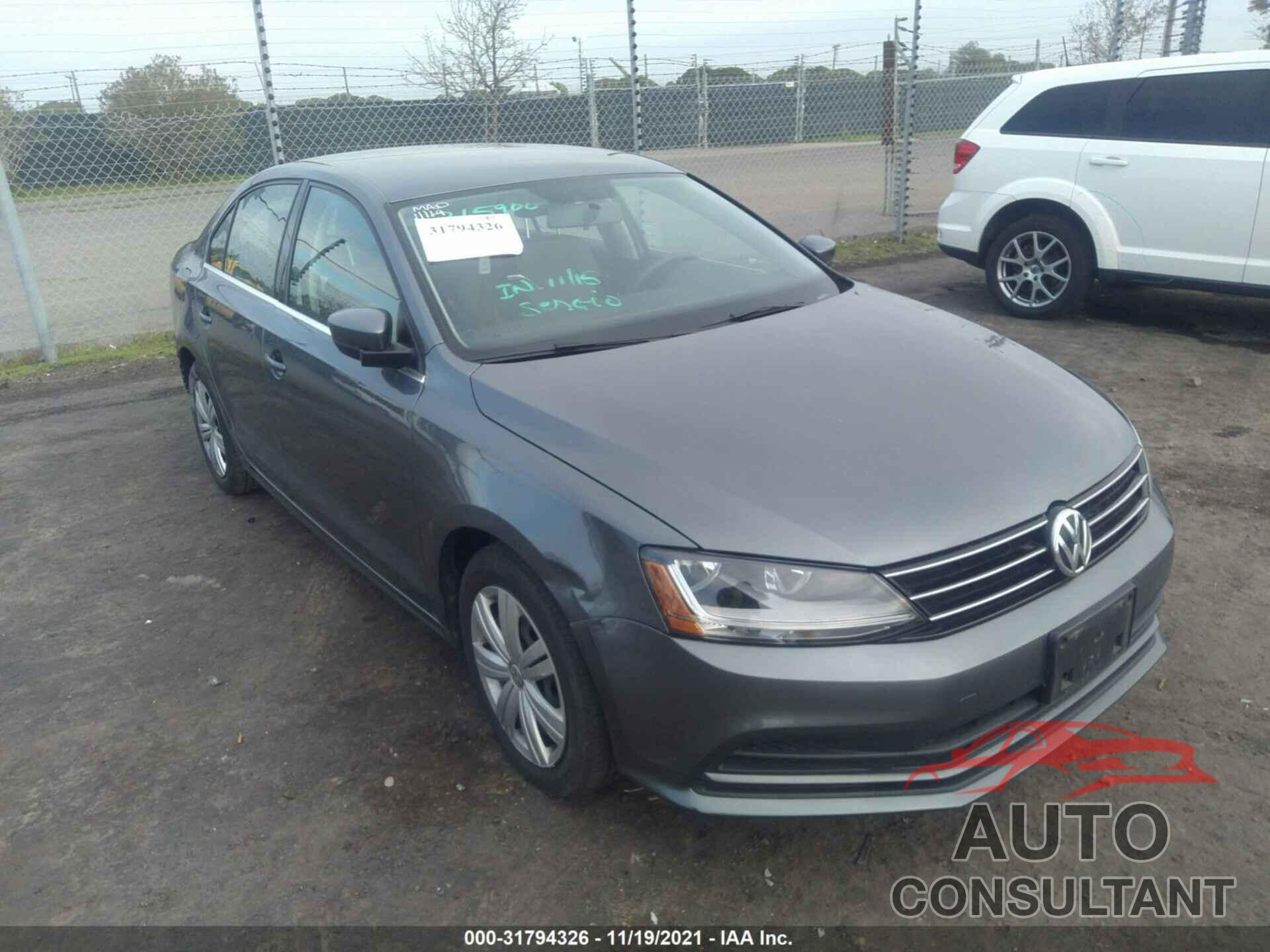 VOLKSWAGEN JETTA 2017 - 3VW2B7AJ0HM270645