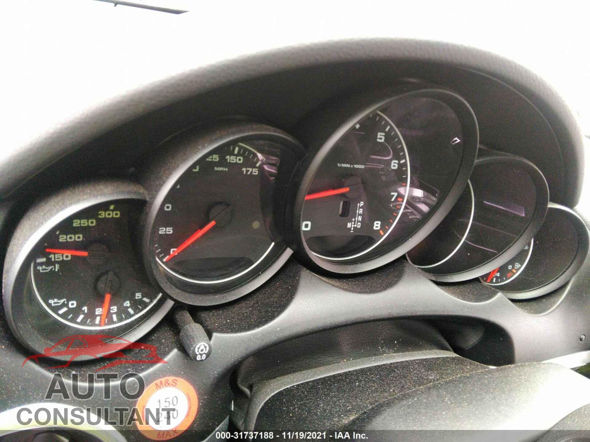 PORSCHE CAYENNE 2016 - WP1AA2A27GLA08147