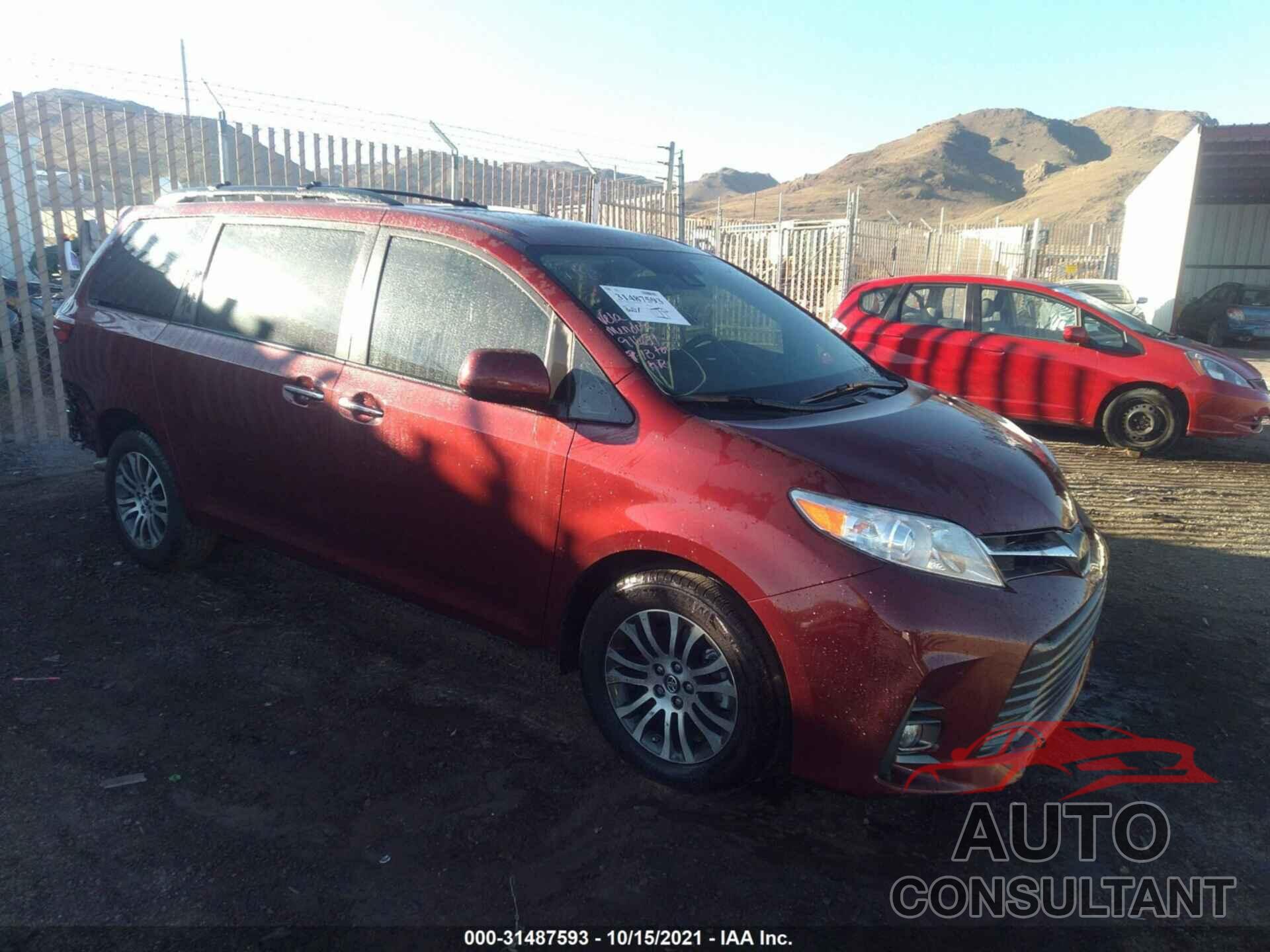 TOYOTA SIENNA 2019 - 5TDYZ3DC5KS981215