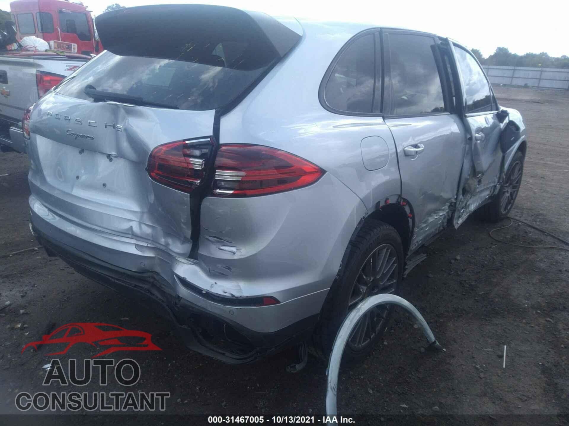 PORSCHE CAYENNE 2017 - WP1AA2A22HKA82972