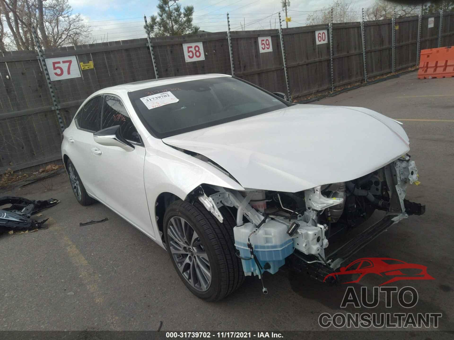 LEXUS ES 2020 - 58ADZ1B10LU063121