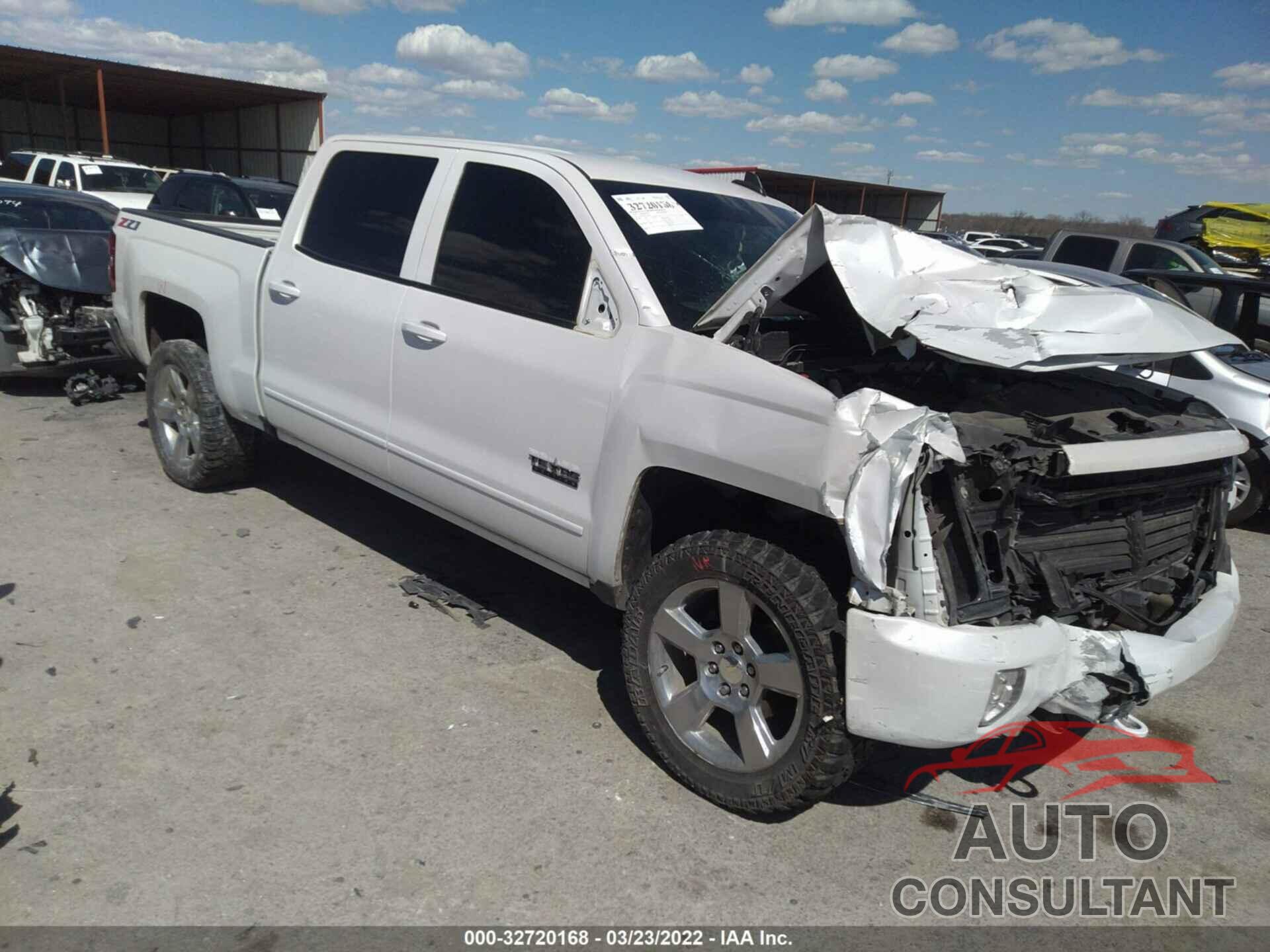 CHEVROLET SILVERADO 1500 2018 - 3GCUKREC8JG212063