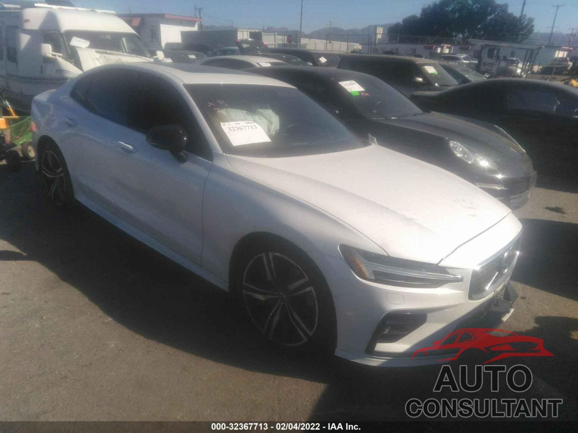 VOLVO S60 2019 - 7JRA22TM6KG015350